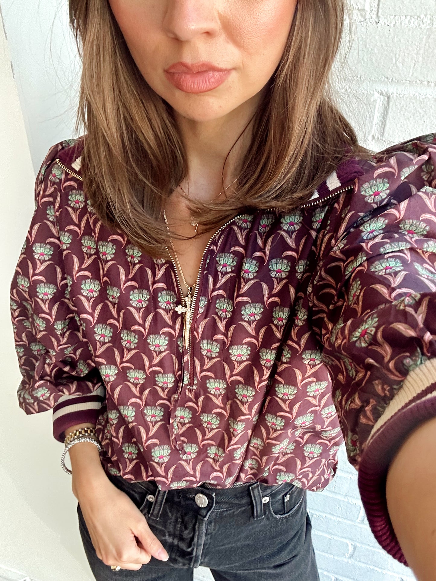 PATRICIA COLLAR FLORAL HALF ZIP TOP