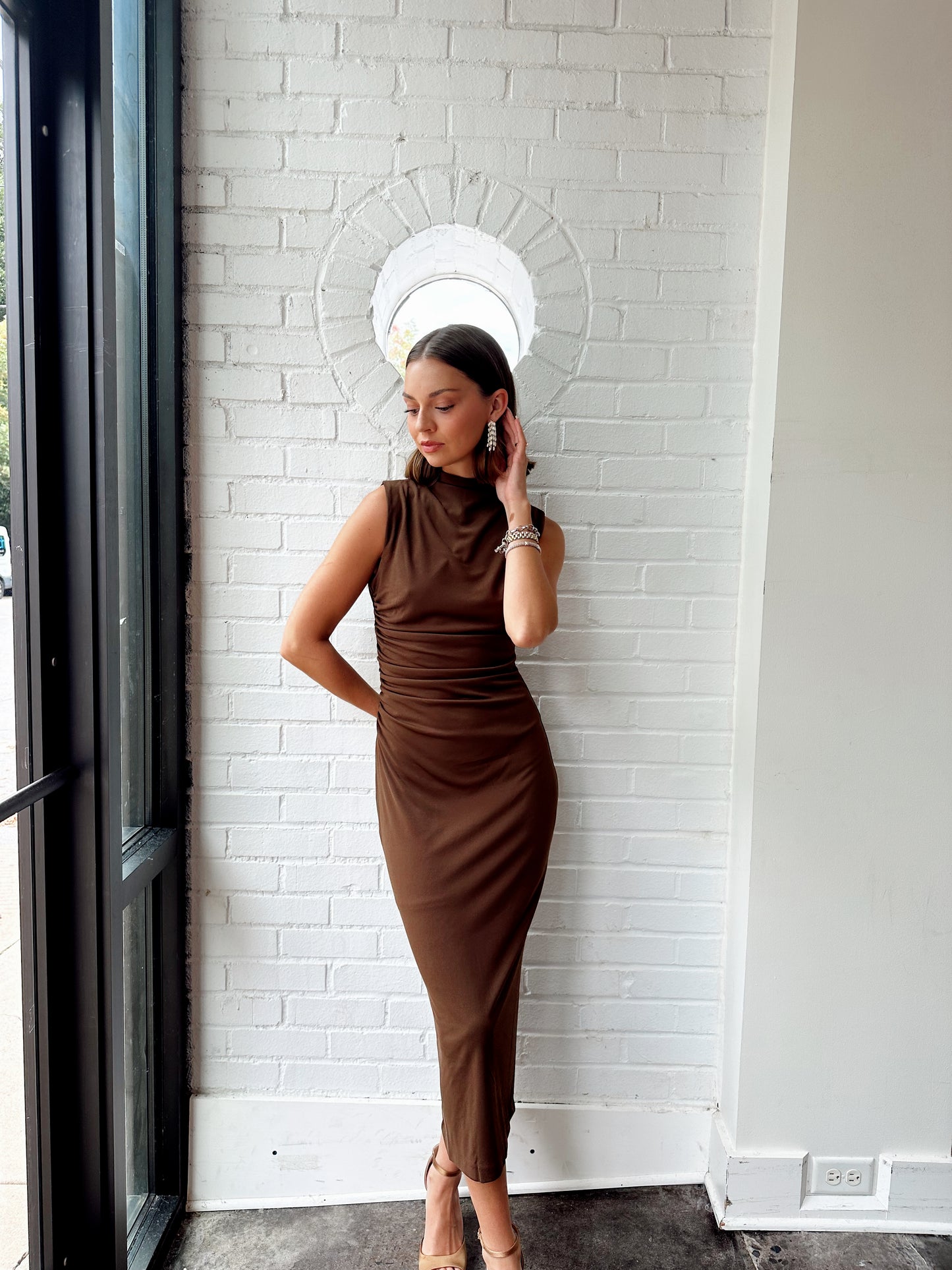 MO DRESS