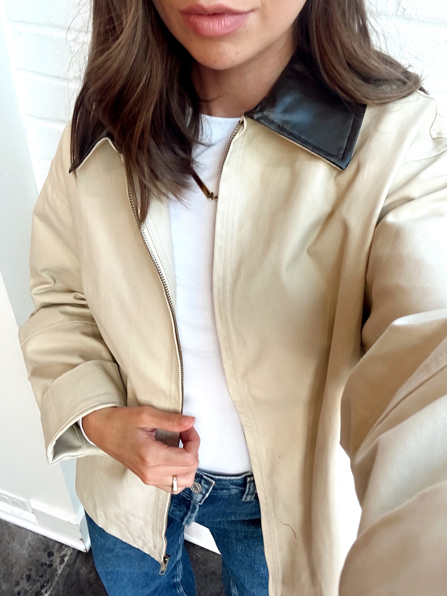 BARN JACKET W/ CONTRAST COLLAR
