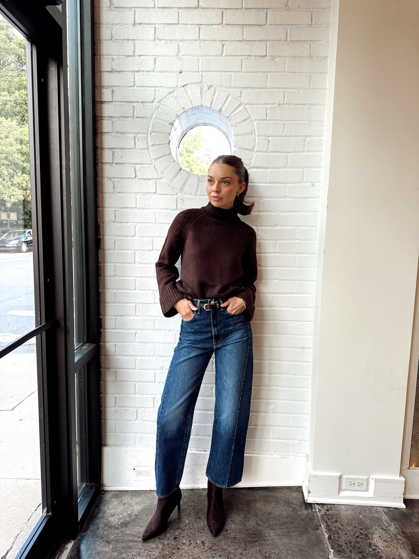 EMERGE FUNNEL NECK SWEATER