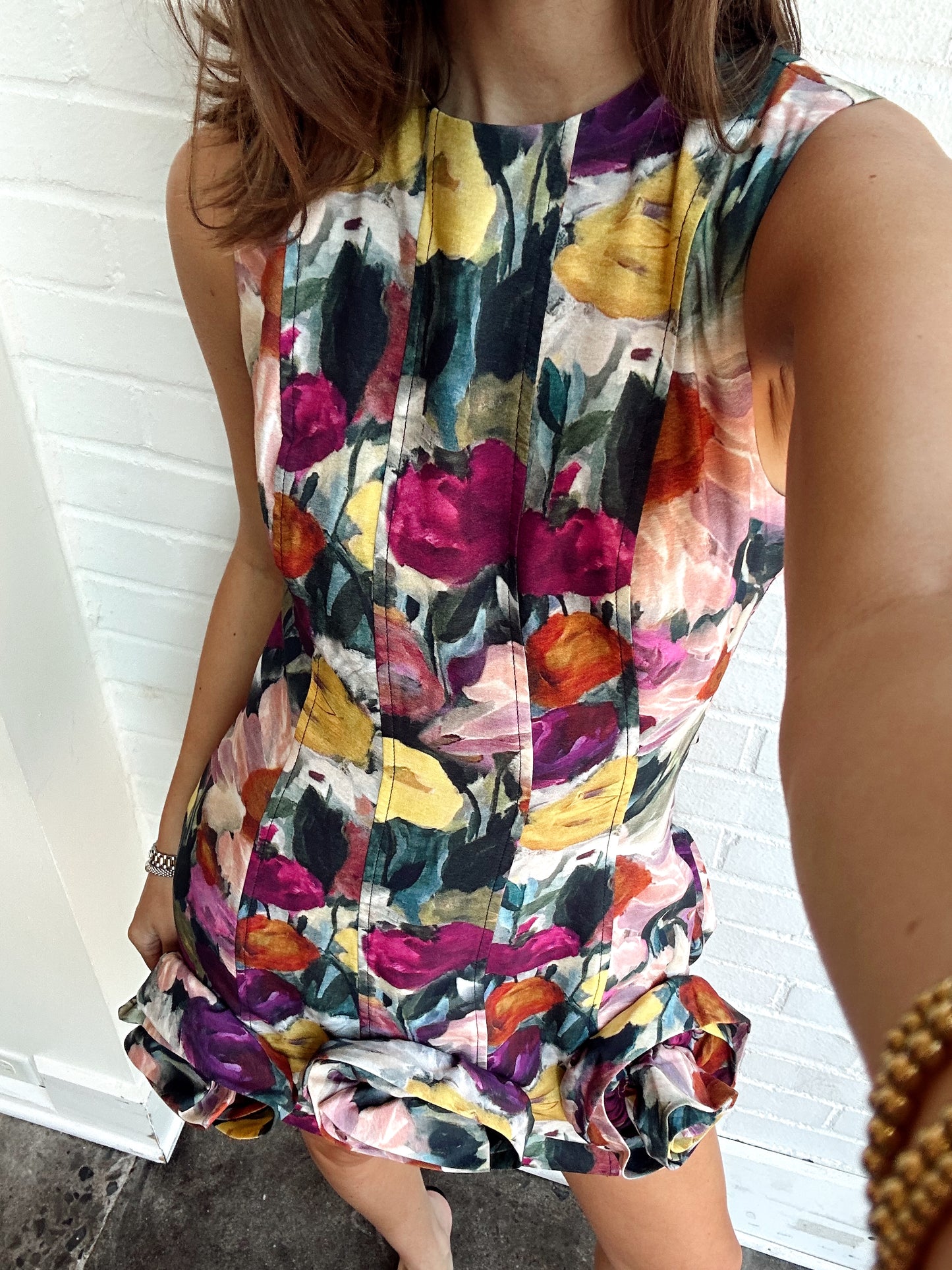 PETAL SLEEVELESS MINI W/ ROSE APPLIQUE