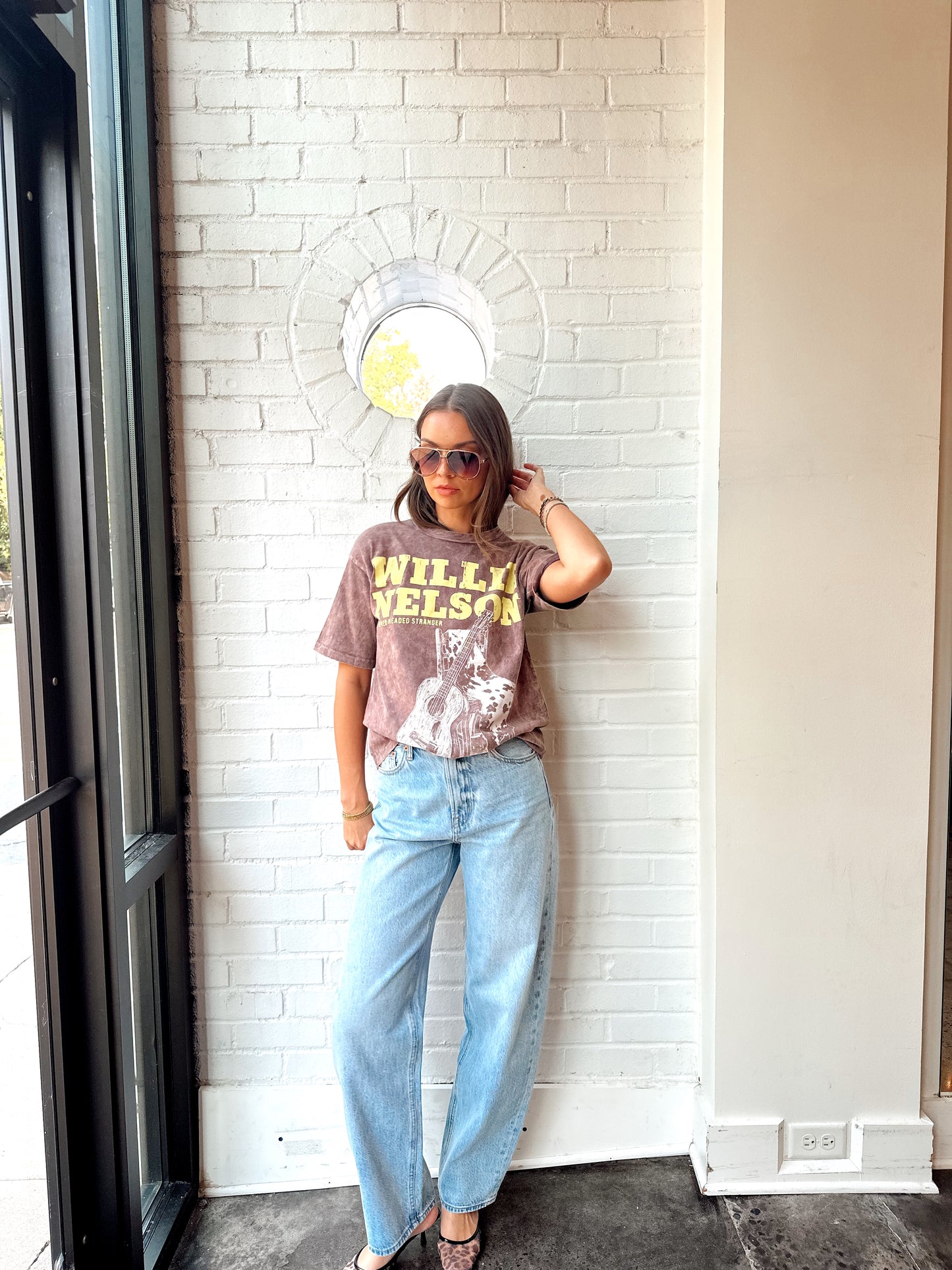 WILLIE NELSON WEEKEND TEE