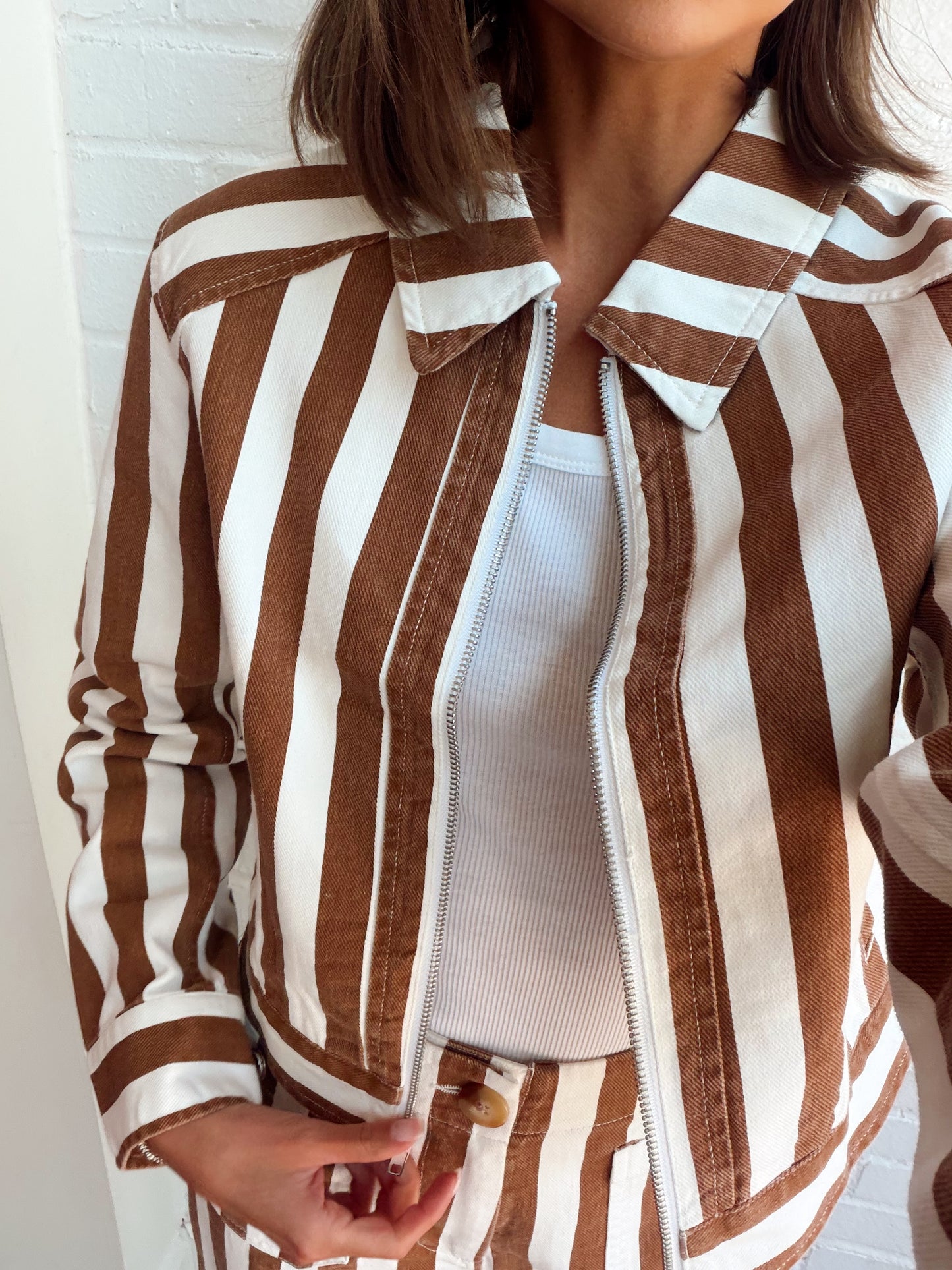 HAPPY JACKET