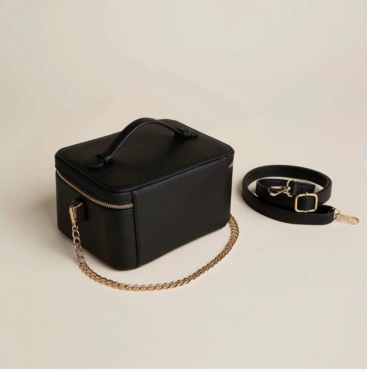 JET SETTER TRAIN CASE