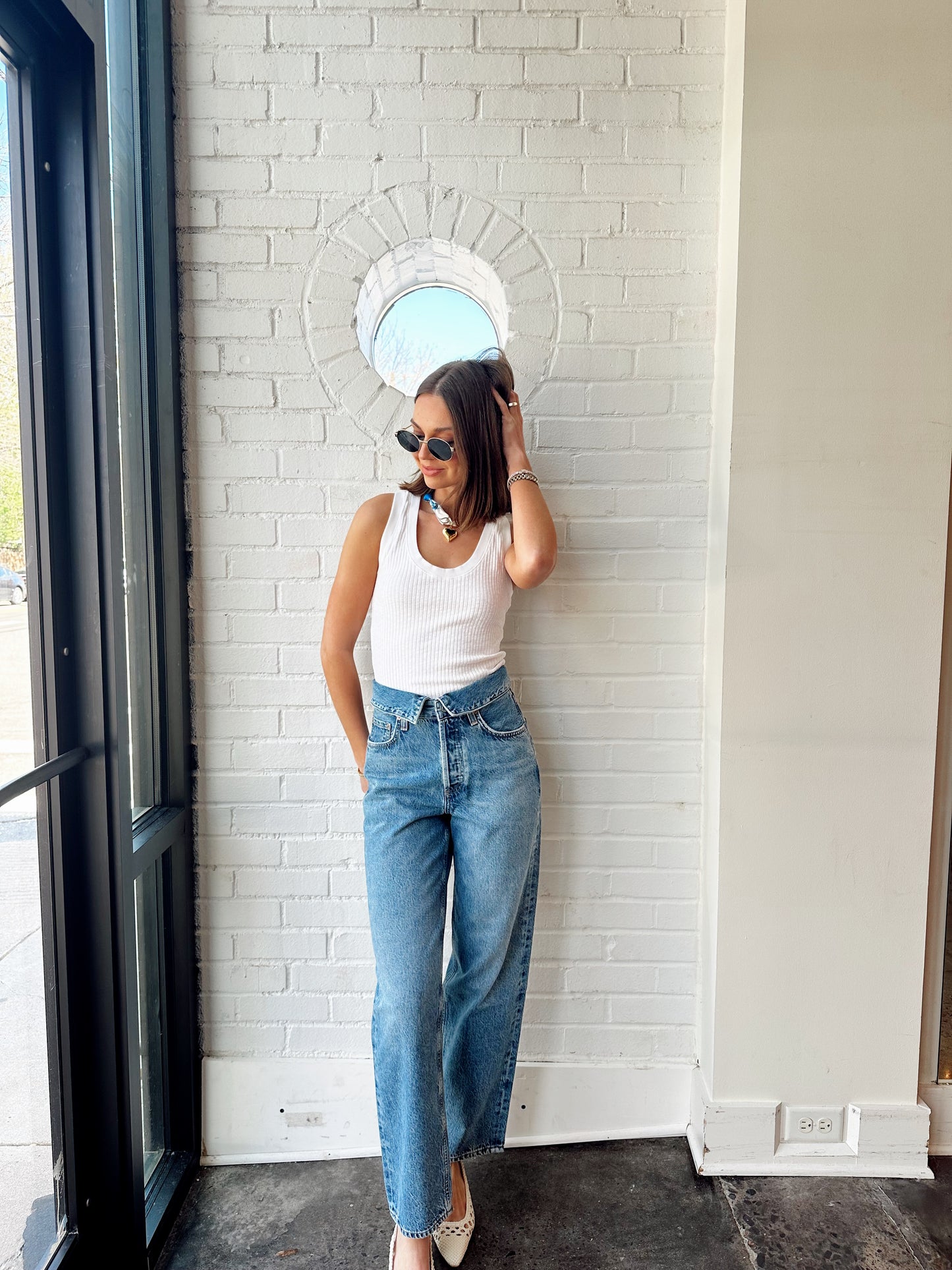 SUKI SCOOP NECK RIB TANK