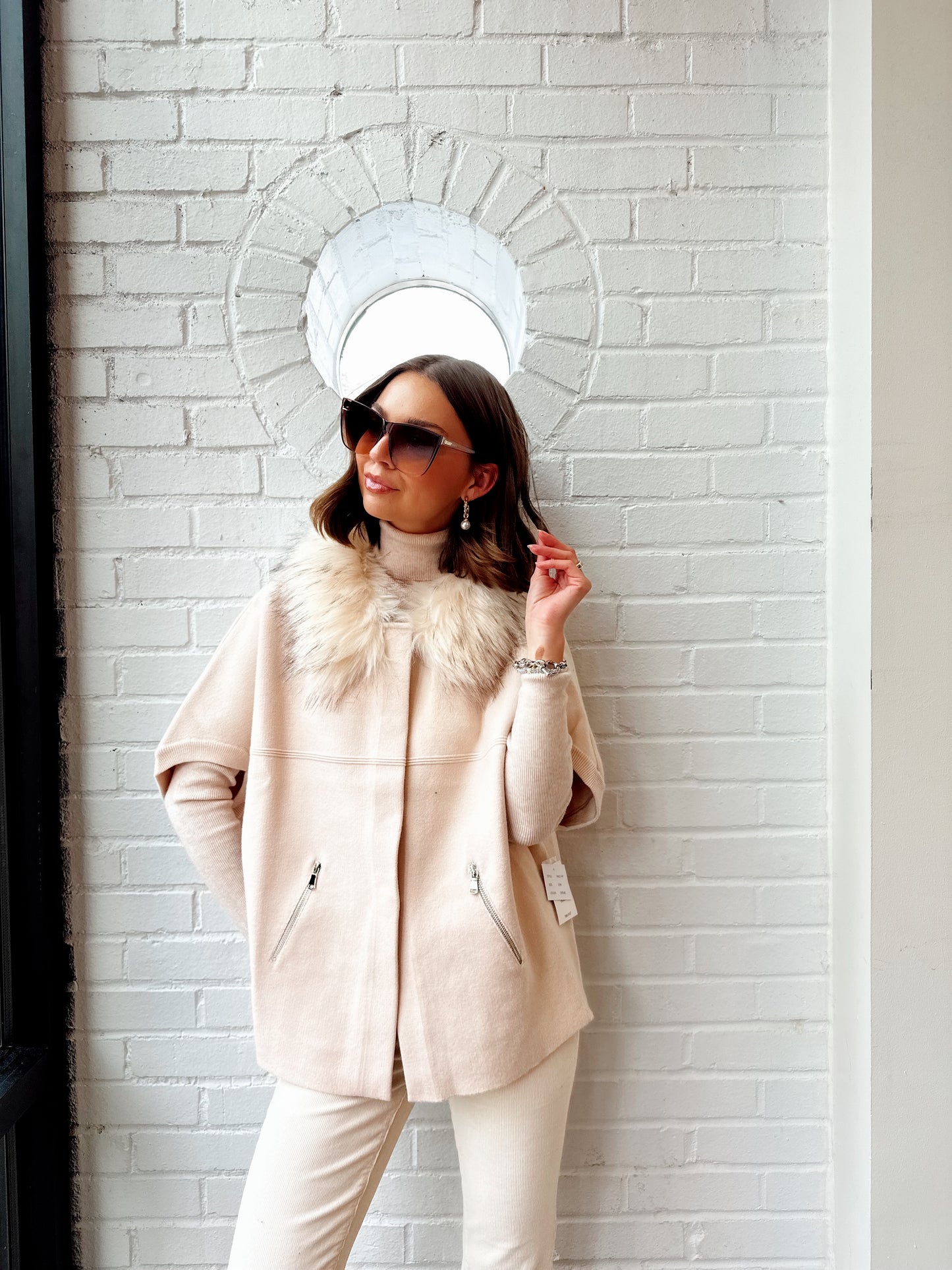FAUX FUR TRIM CARDIGAN