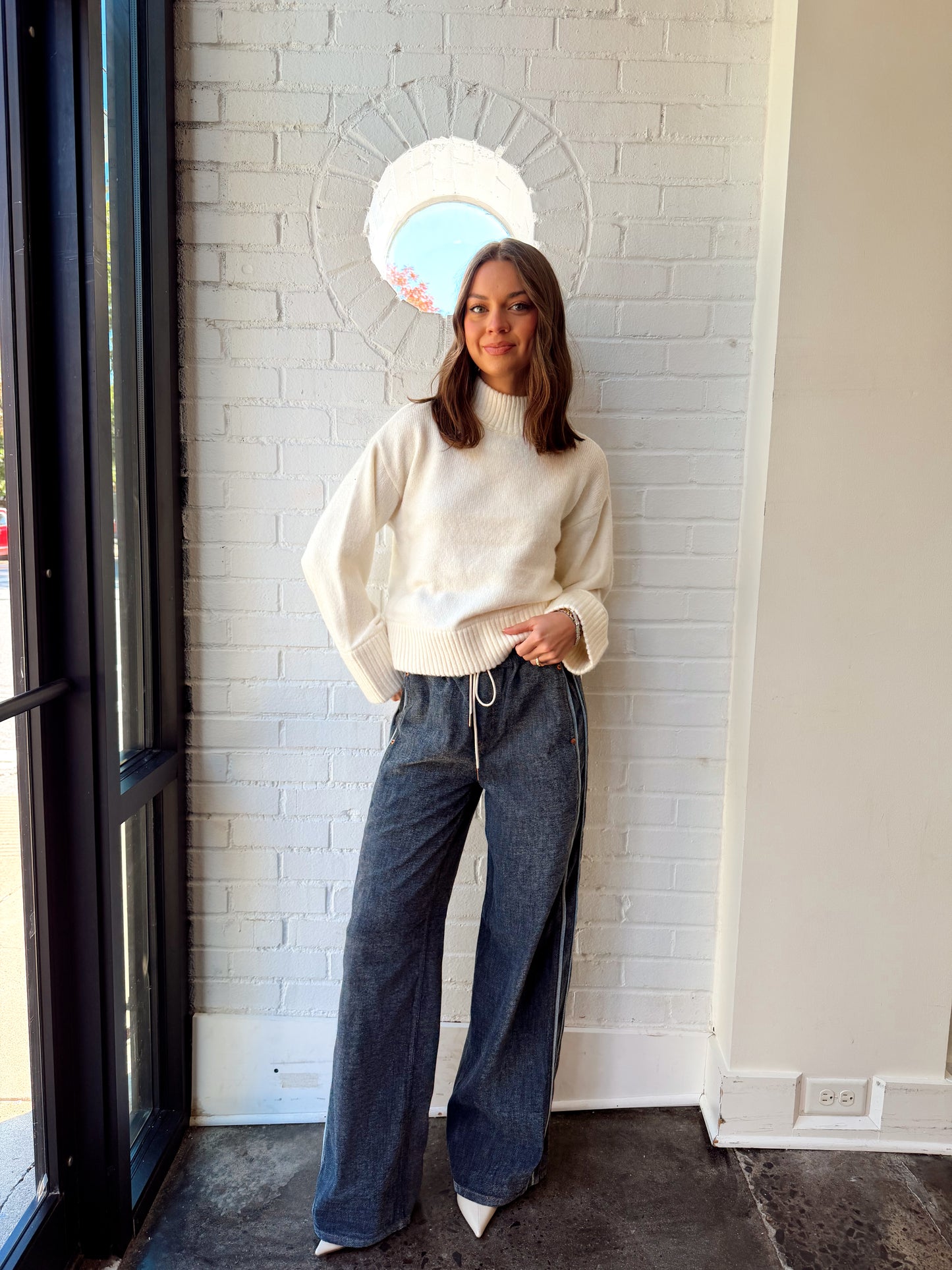 COZY JEAN- WIDE LEG PULL ON