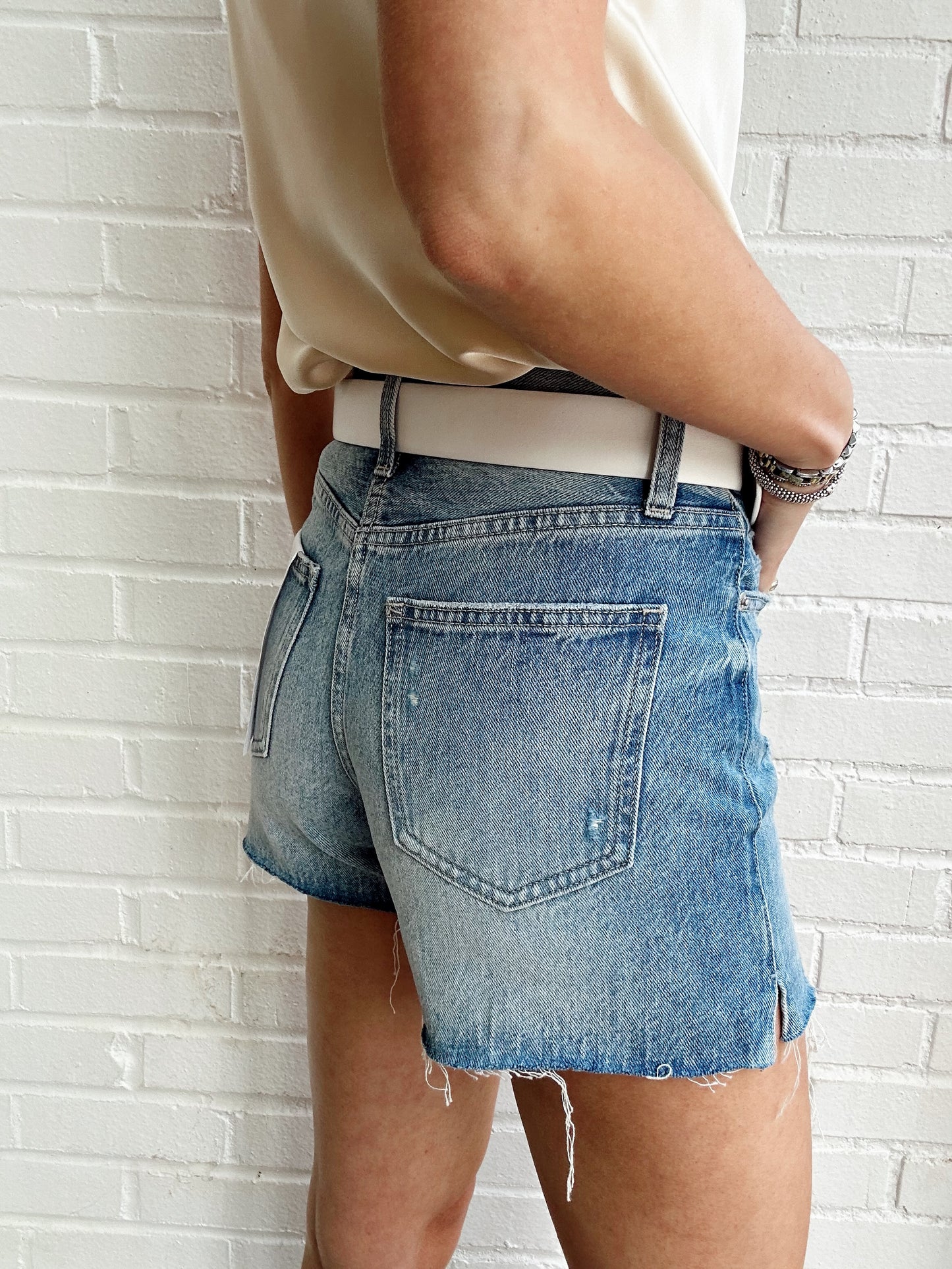 NOVA HIGH RISE CUT OFF SHORT