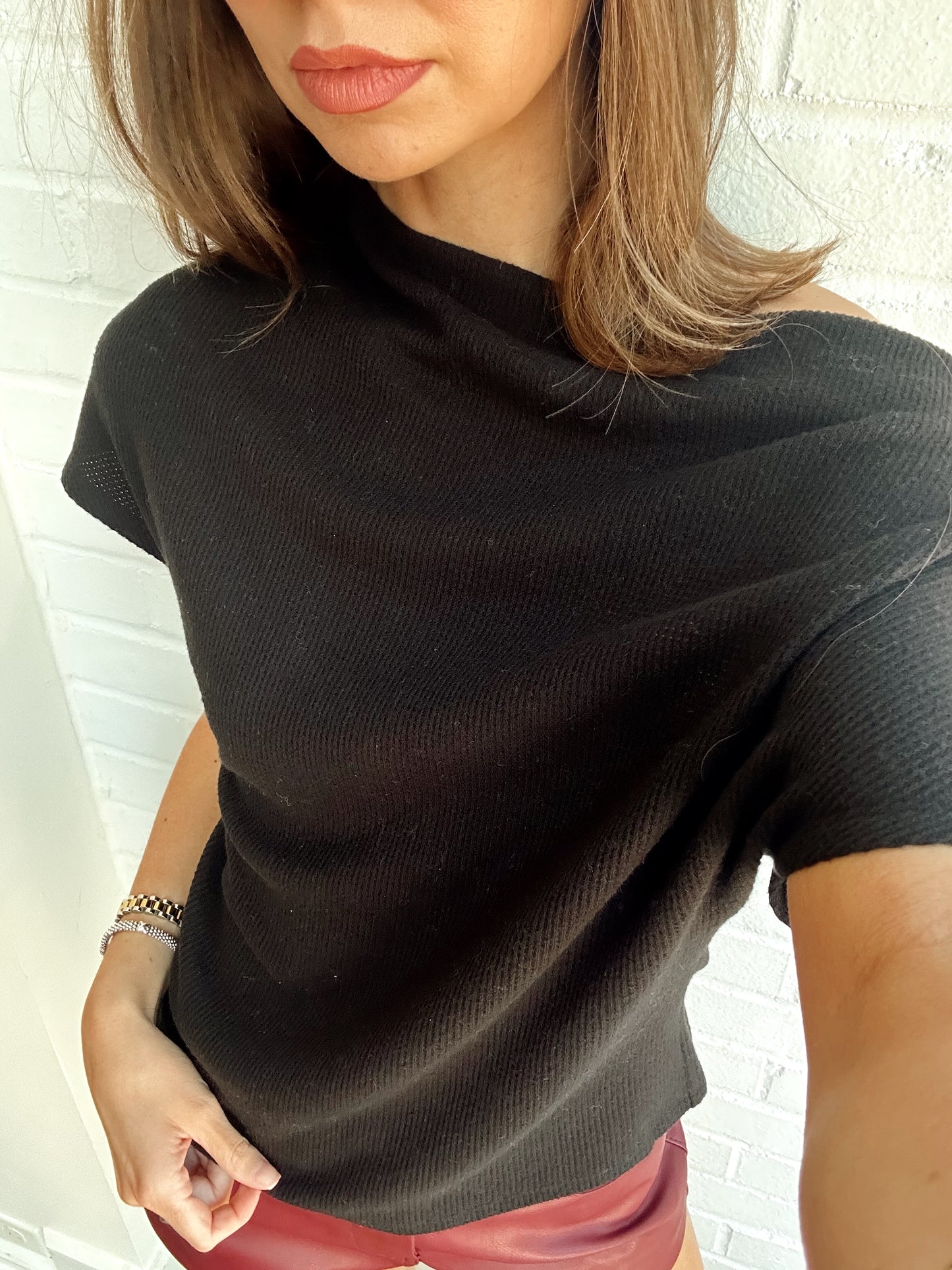 RYAN SLEEVELESS TOP
