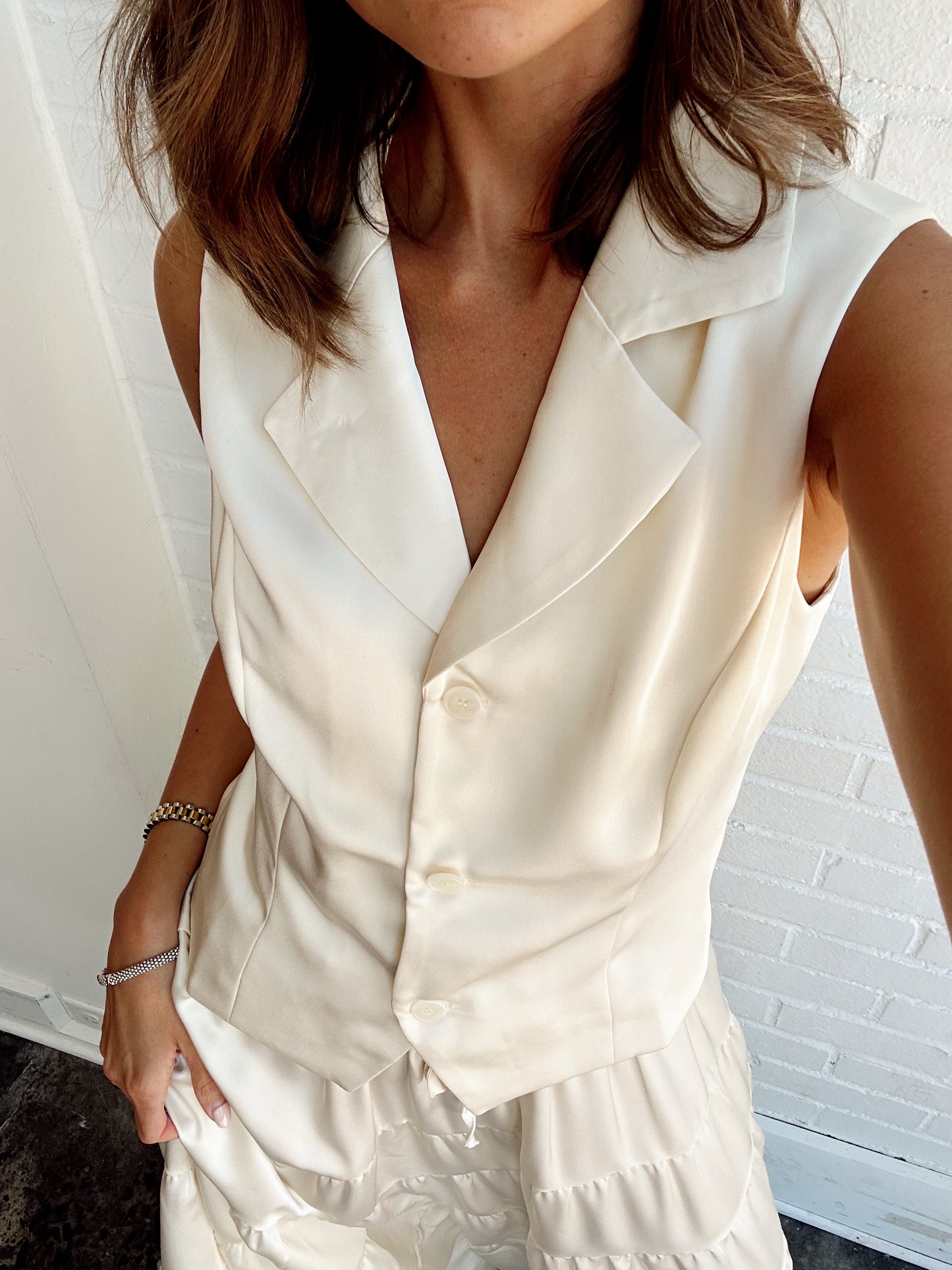 BUTTON DOWN SATIN VEST