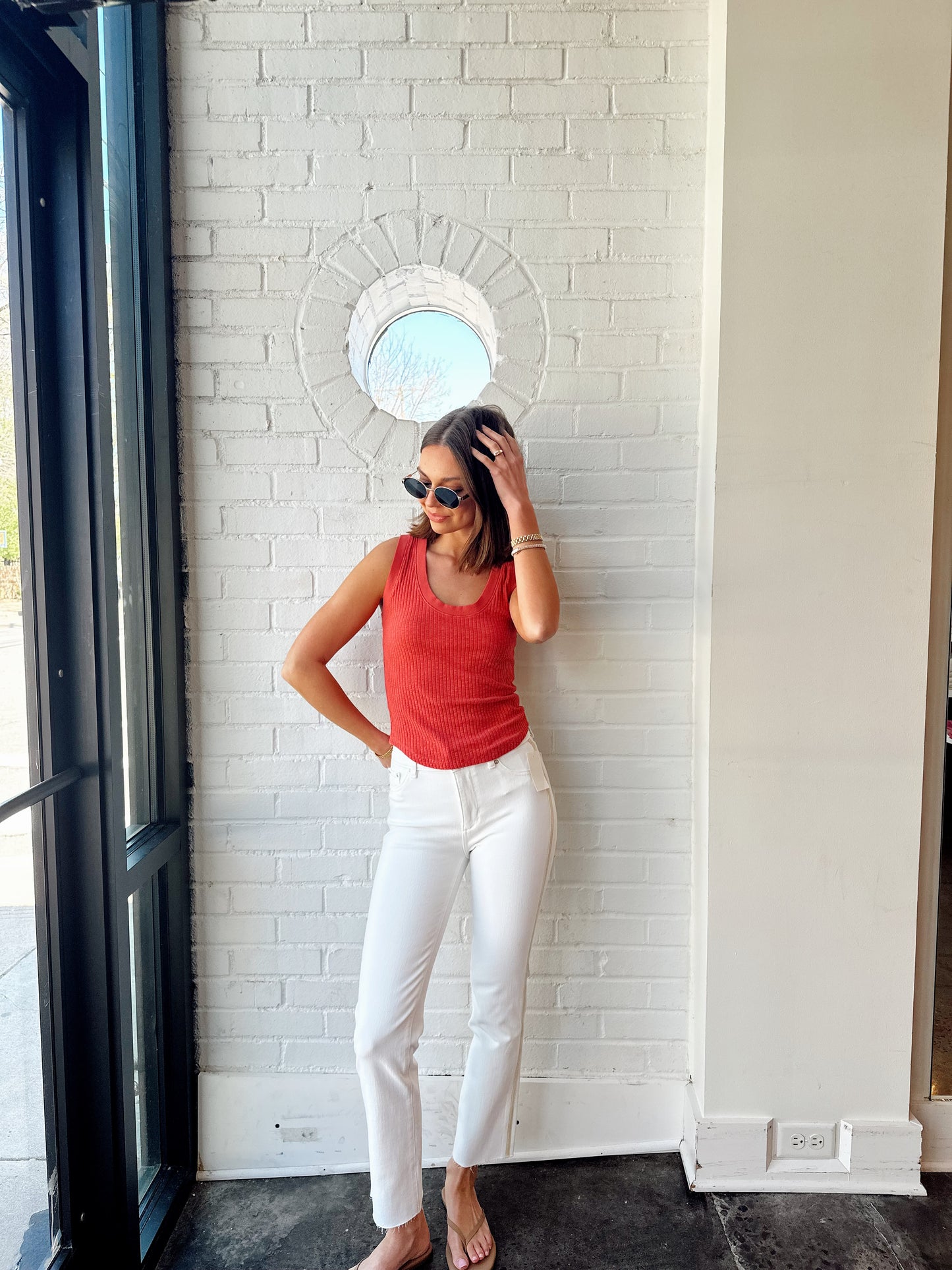 SUKI SCOOP NECK RIB TANK