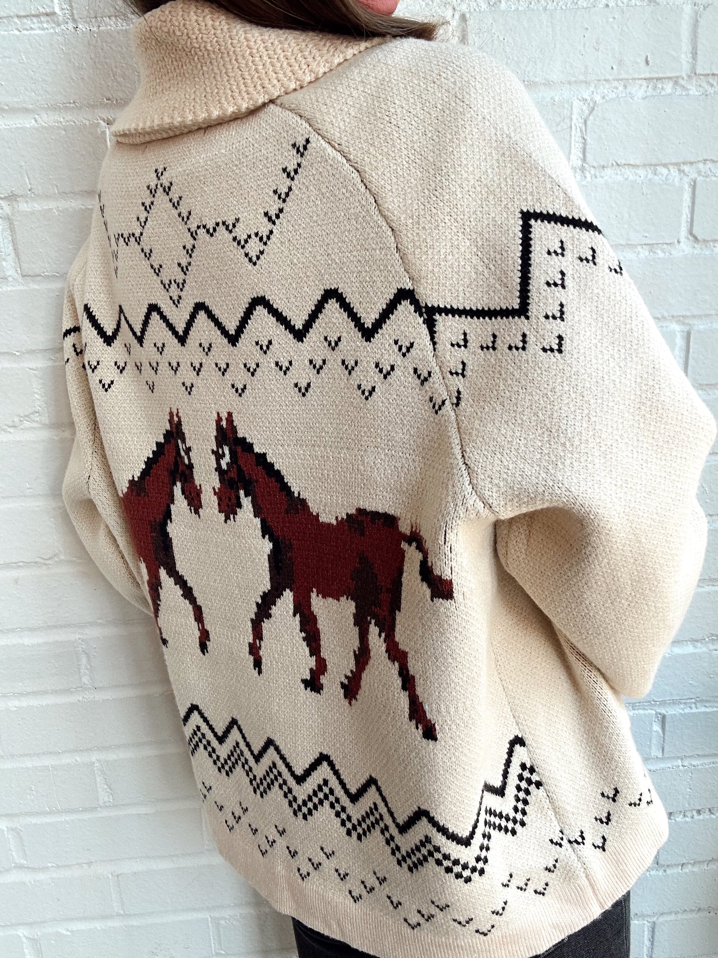 HORSE KNIT SWEATER CARDIGAN