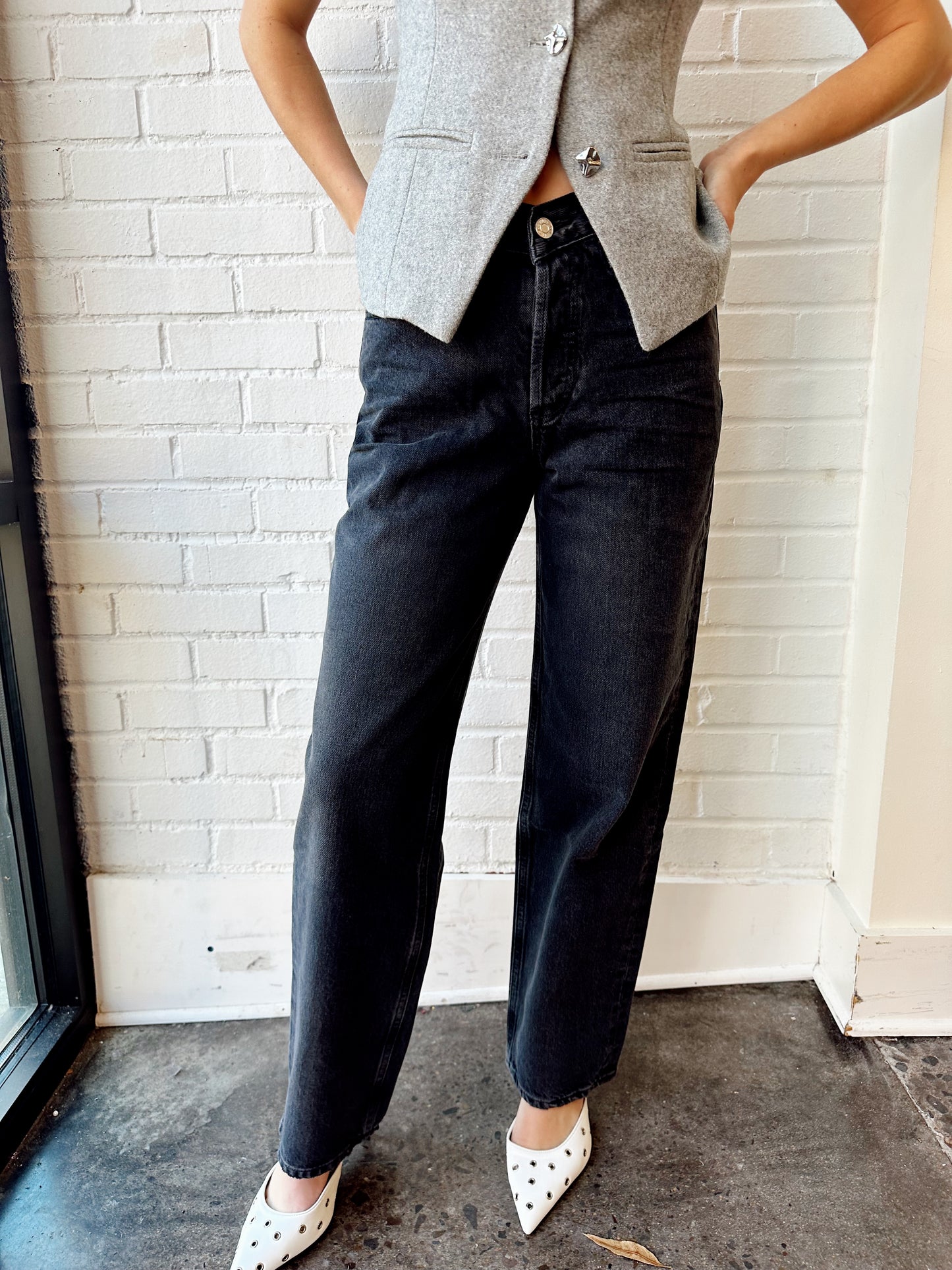 V-WAIST BAGGY- HITCH