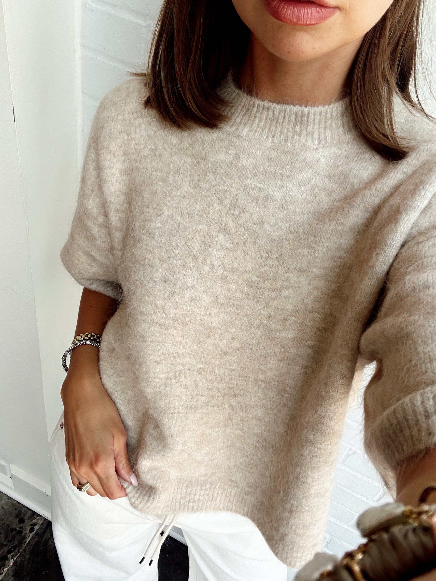 SHILOH S/S CREWNECK SWEATER