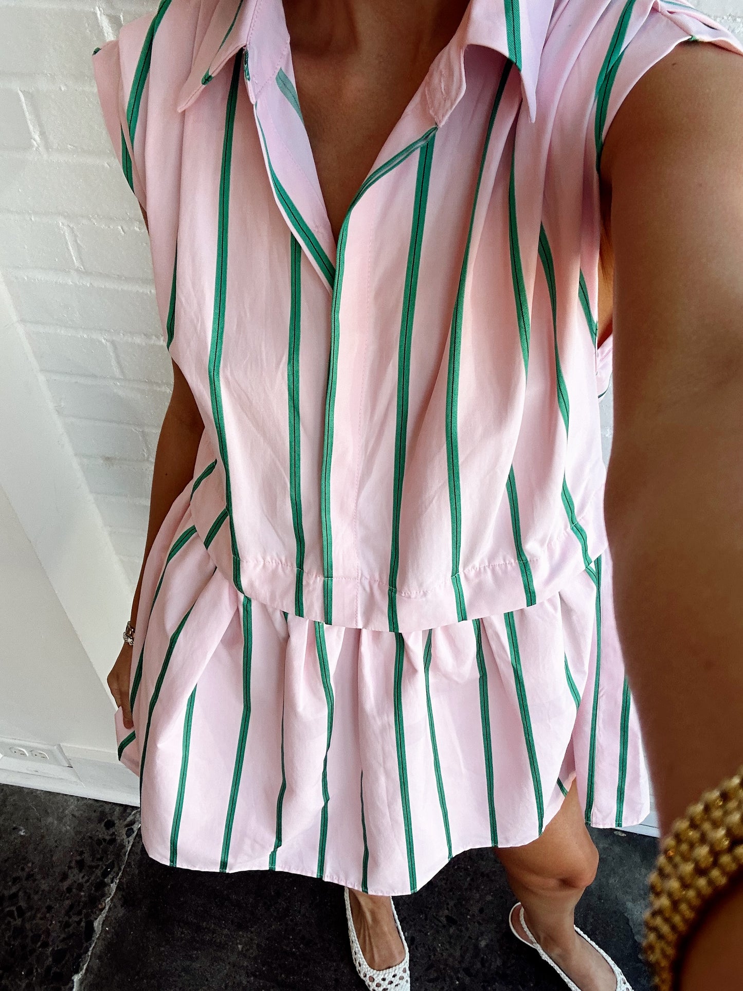 STRIPE PLEATED SHOULDER SHIRT DRESS