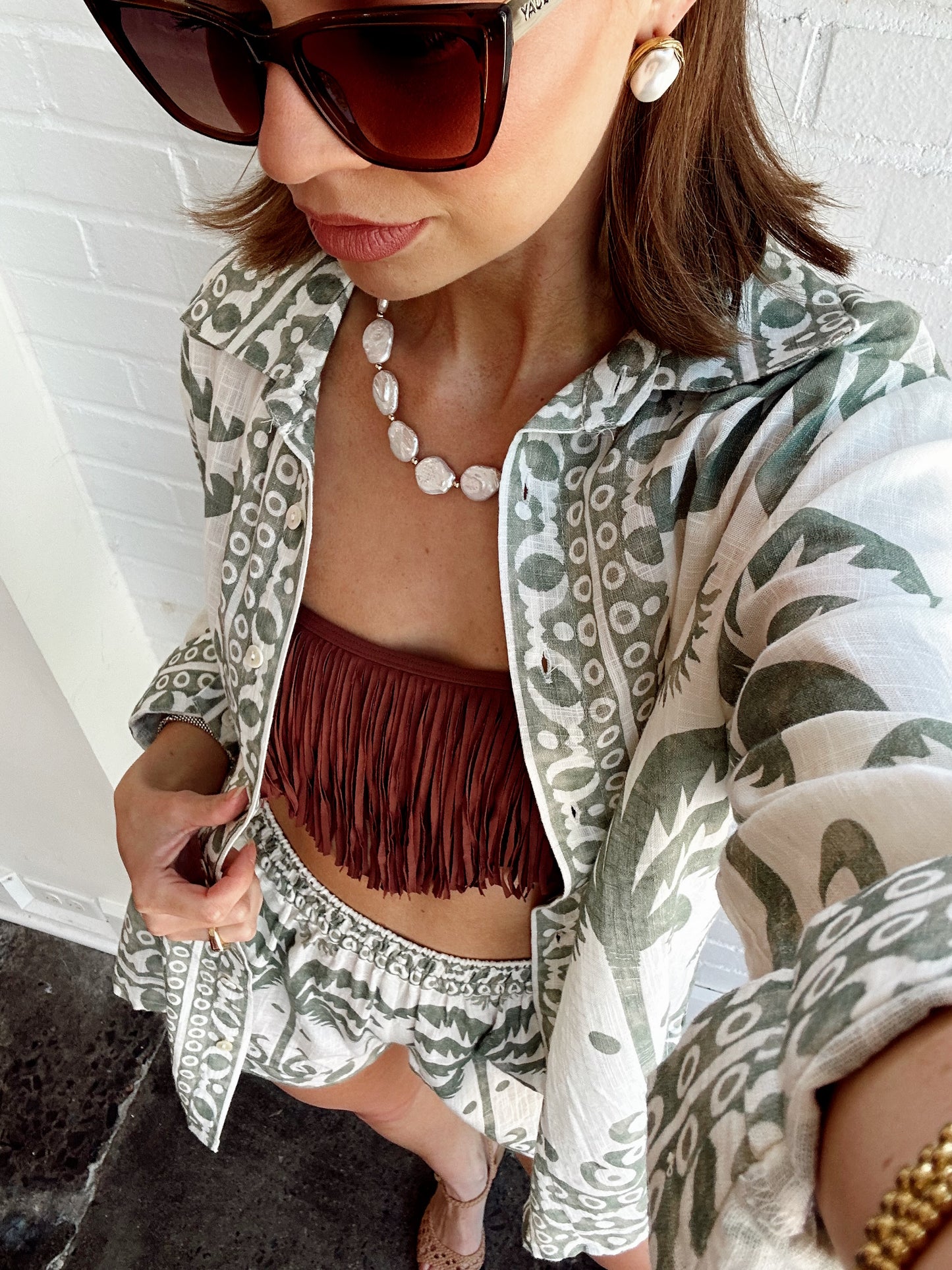 BORDER PRINT BUTTON UP