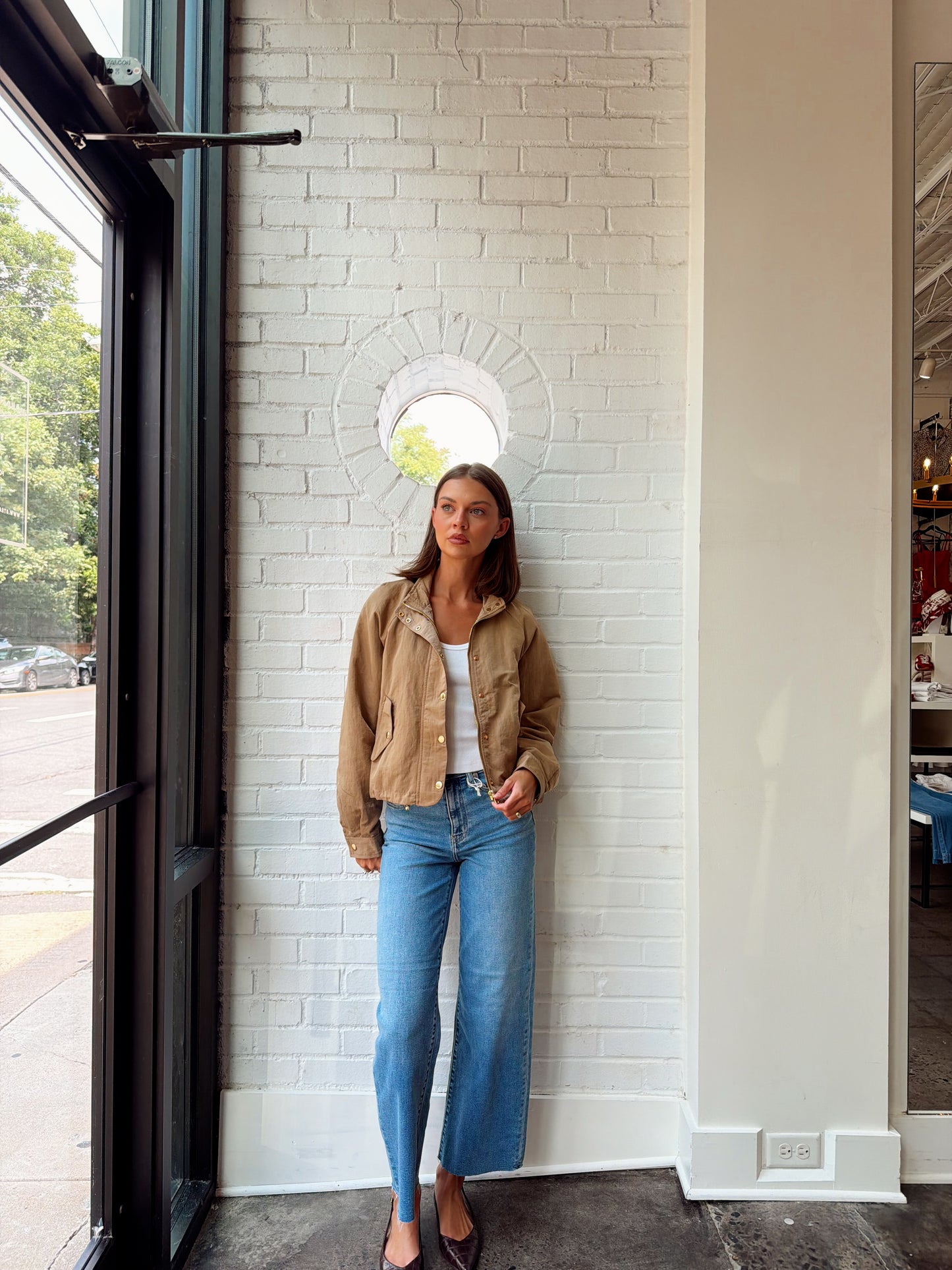 LIGHTWEIGHT BOMBER JACKET