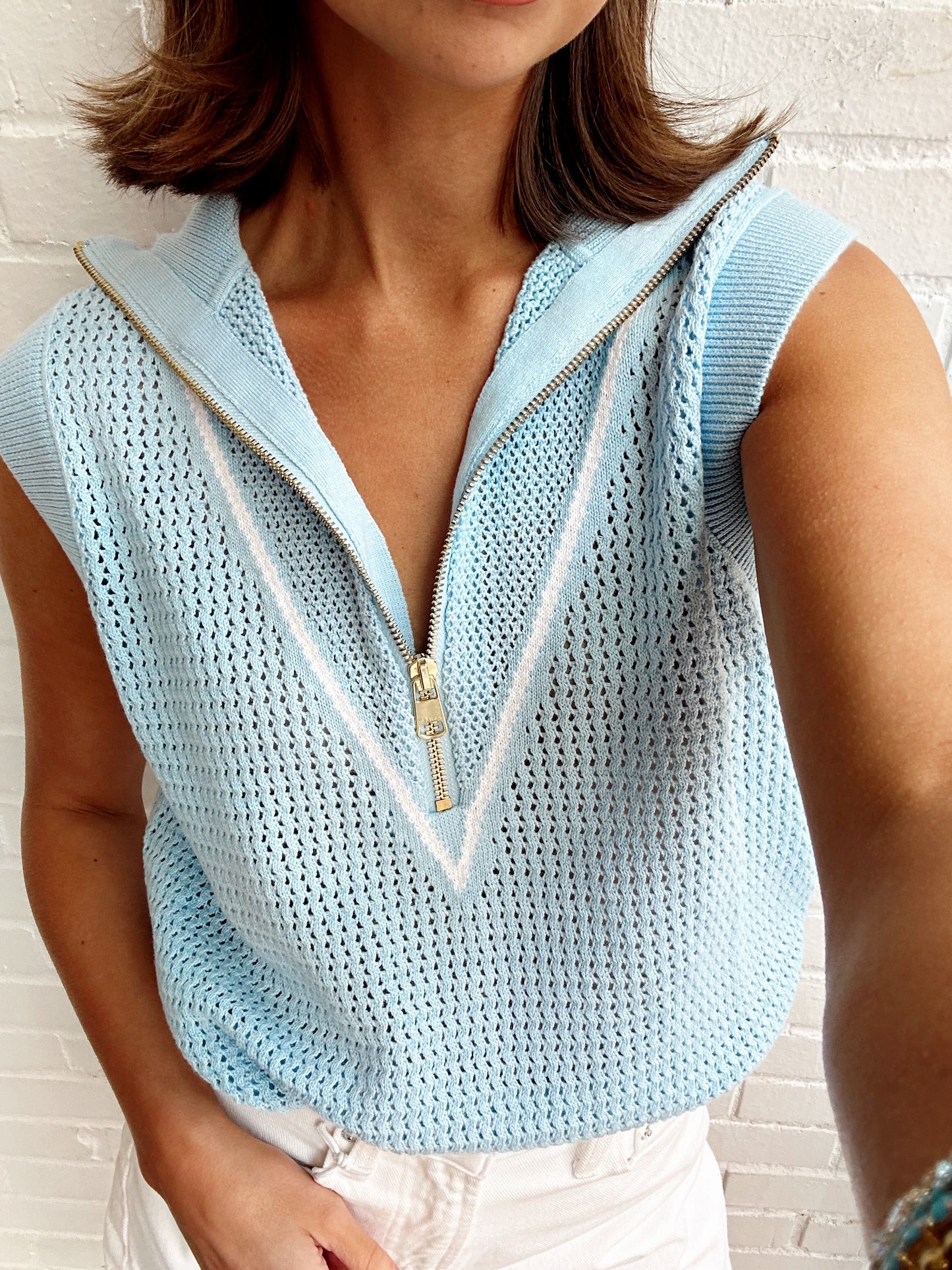 ALLENA HALF ZIP VEST