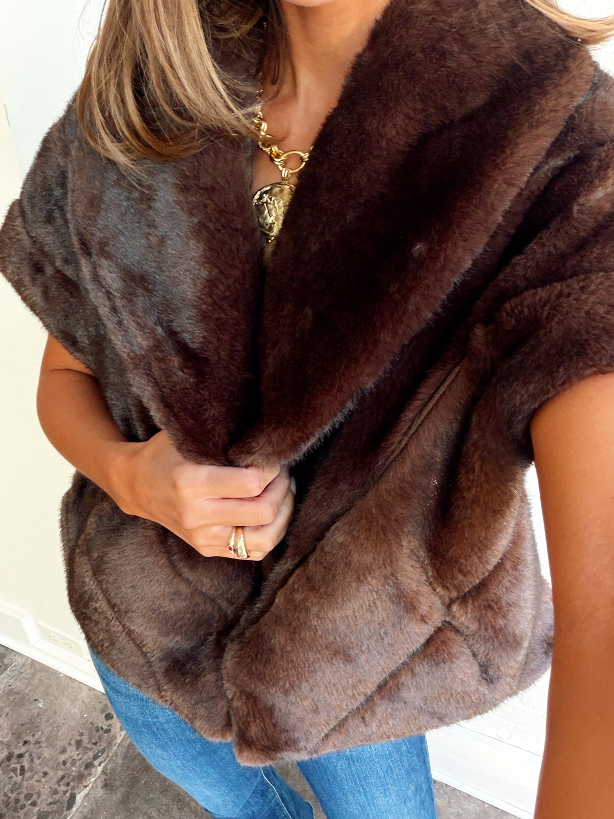 MAXXINE SHORT SLEEVE FUR