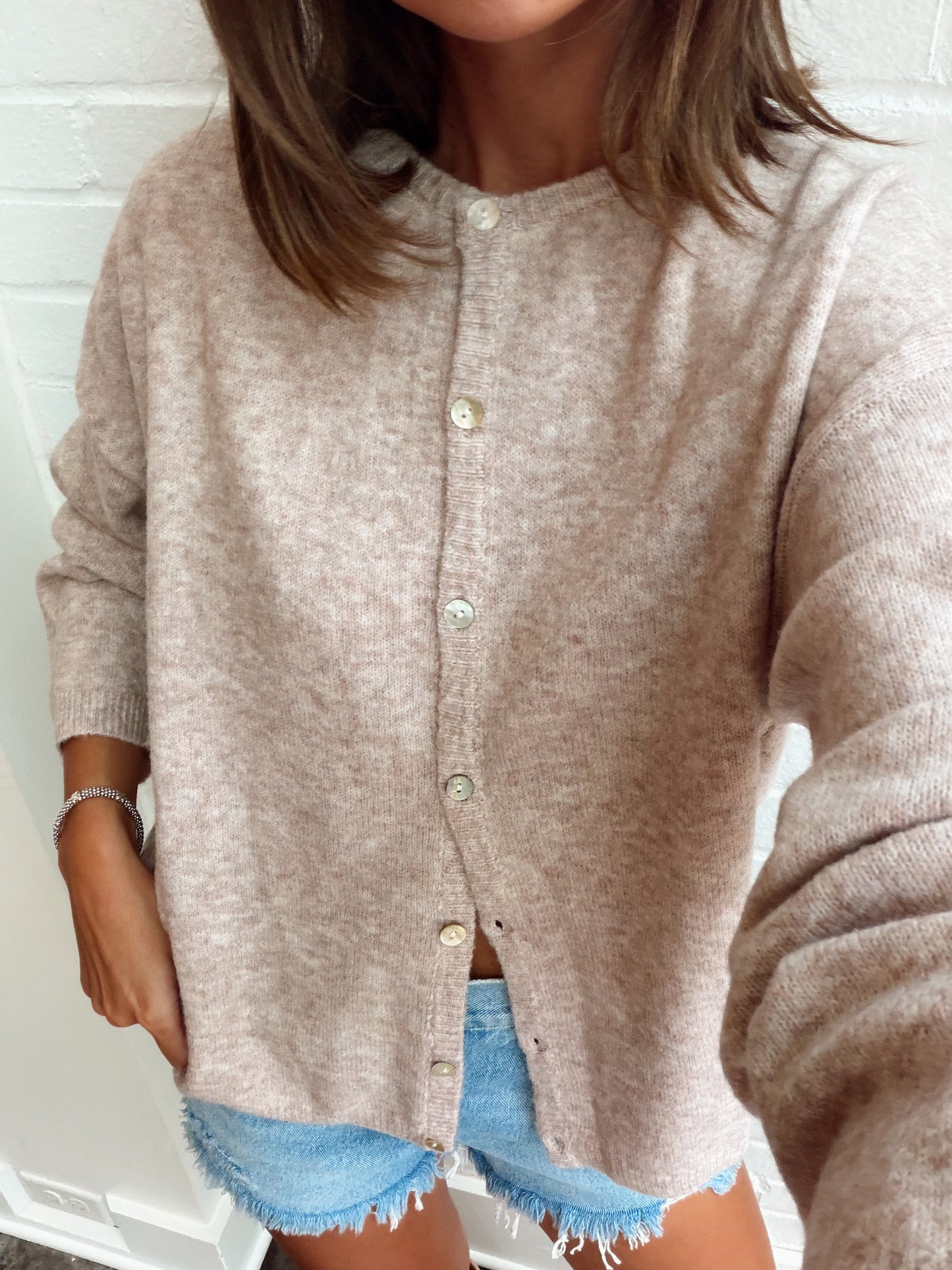 FAVORITE CARDIGAN