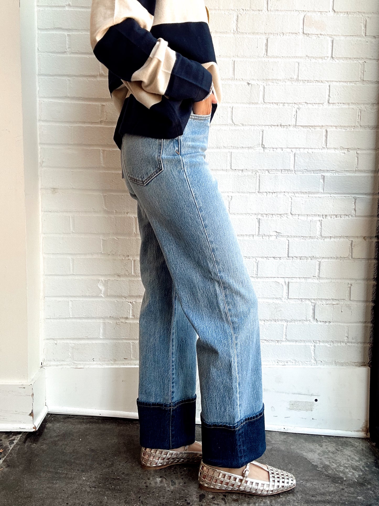EASTSIDE LOOSE CUFF- PLUNGE