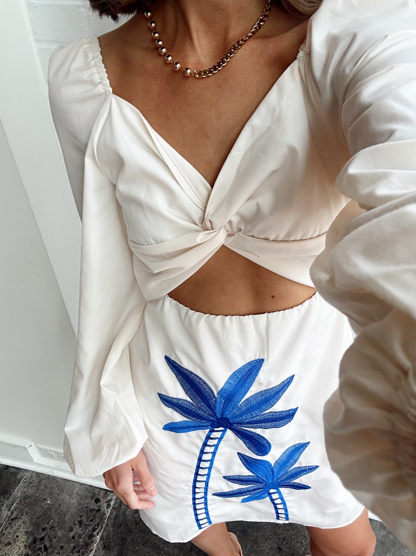 EMBROIDERED LONG SLEEVE MINI DRESS