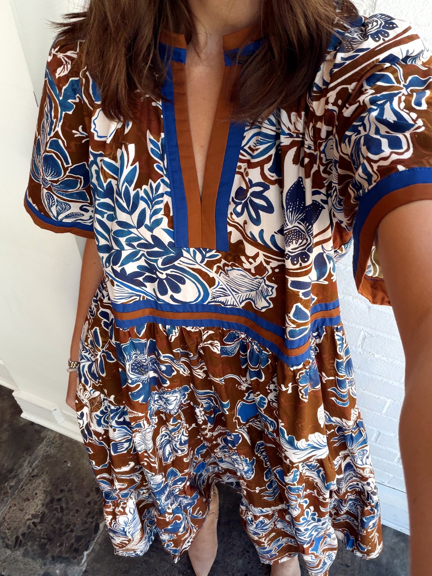 DEVONI FLORAL TIERED DRESS