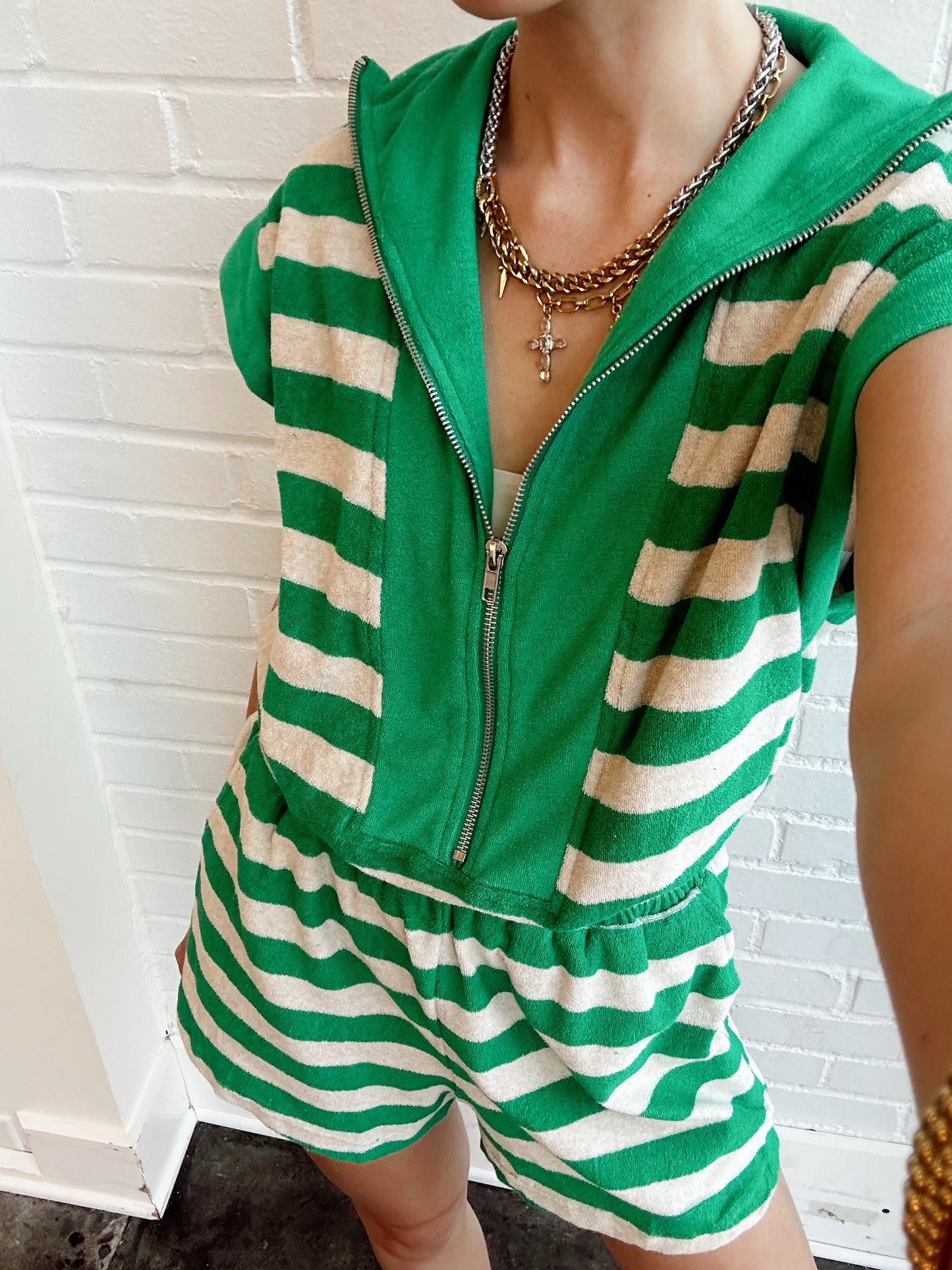 STRIPED SLEEVELESS ROMPER