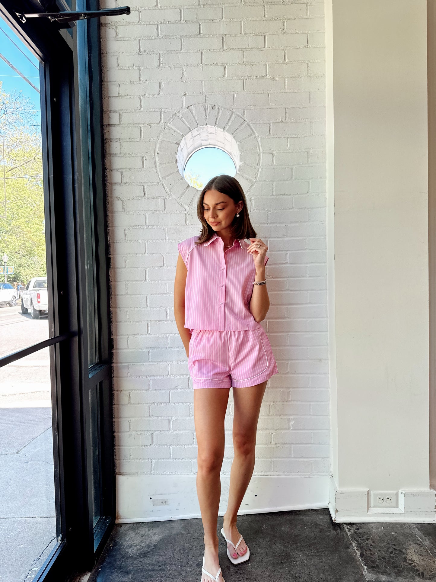 STRIPE SHORTS W/ PIPING