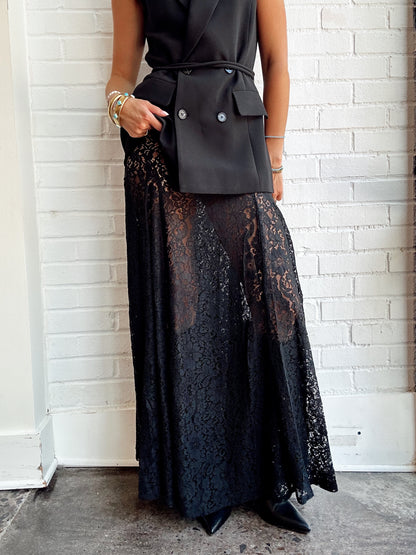 VIOLA LACED MAXI SKIRT