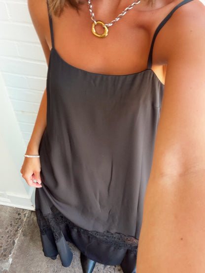 QUINN CREPE LACE MAXI DRESS