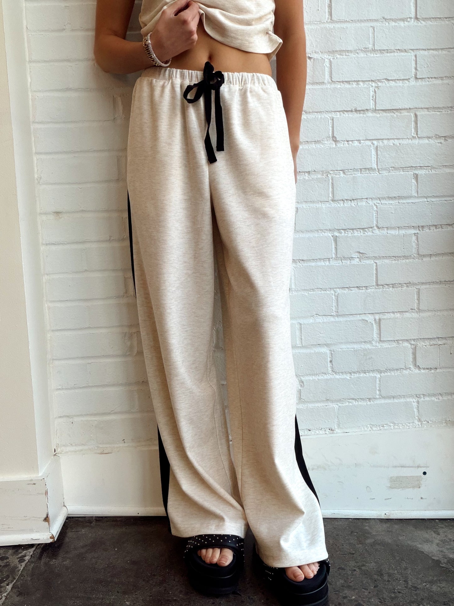 METRO KNIT PANTS