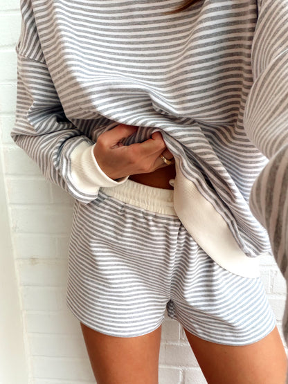 STRIPED DRILLS SHORT