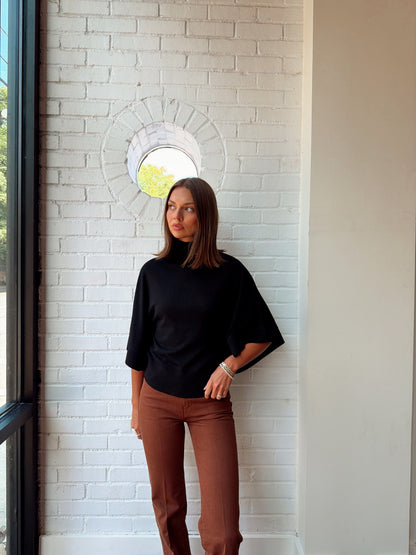 TURTLE NECK LIGHT WEIGHT SWEATER TOP