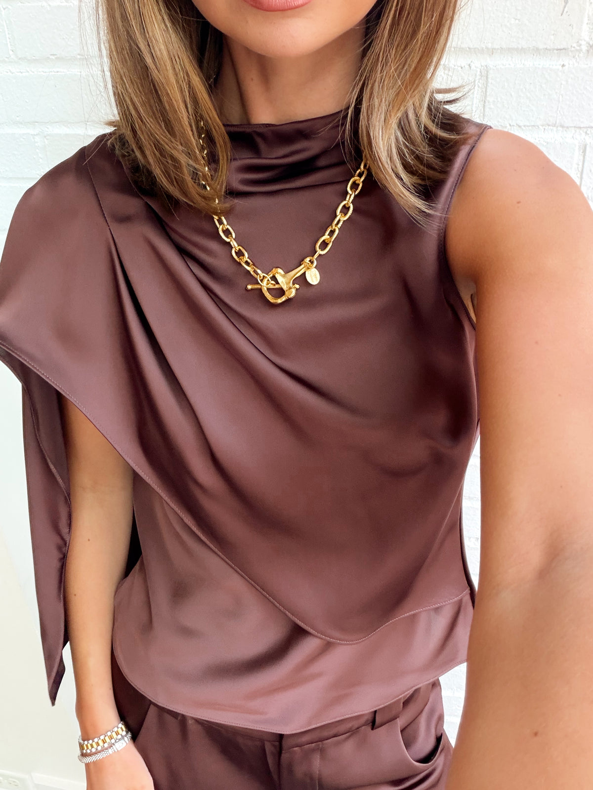 ARTEMIS TOP