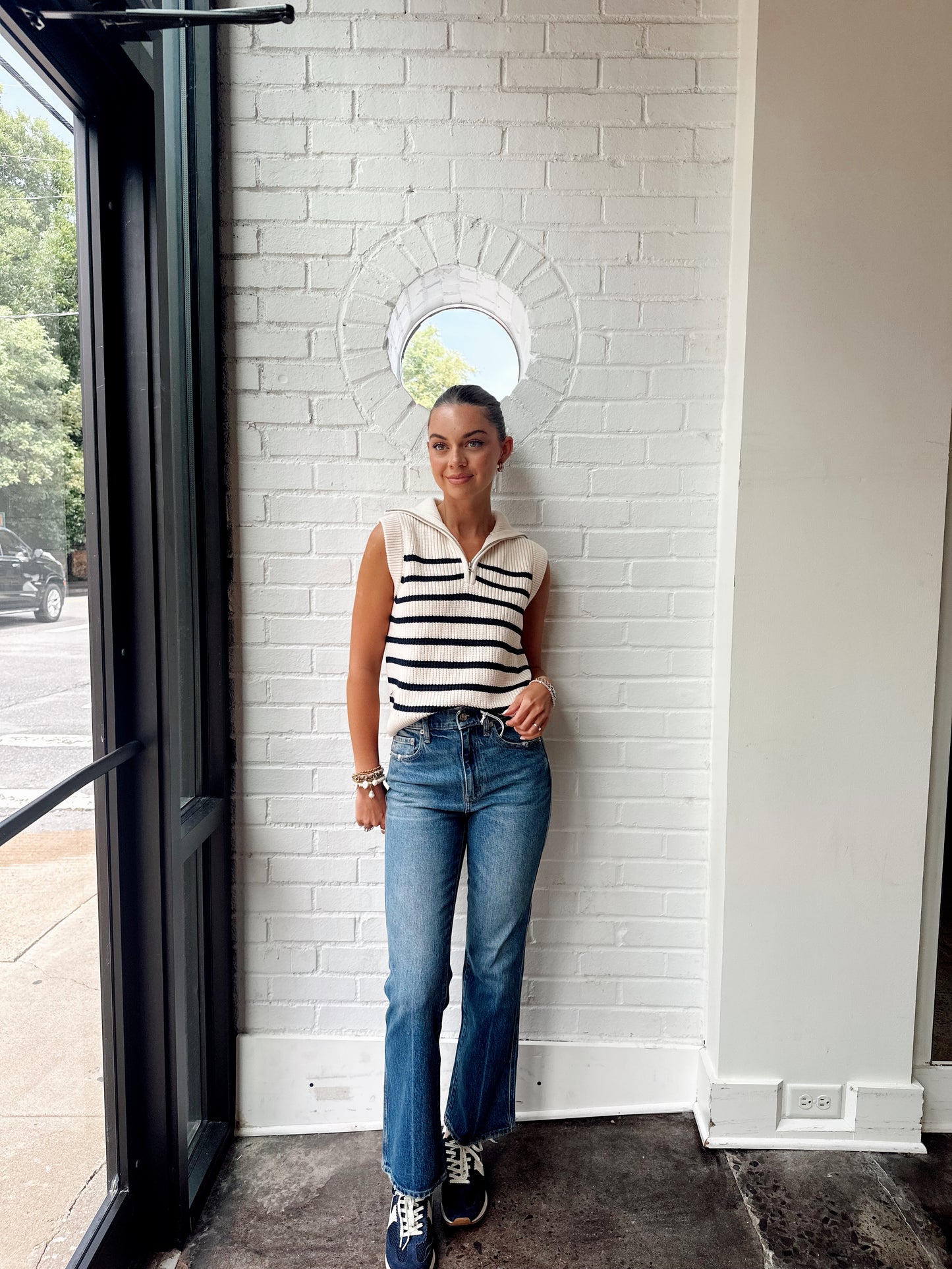 STRIPE HALF ZIP UP SLEEVELESS KNIT TOP