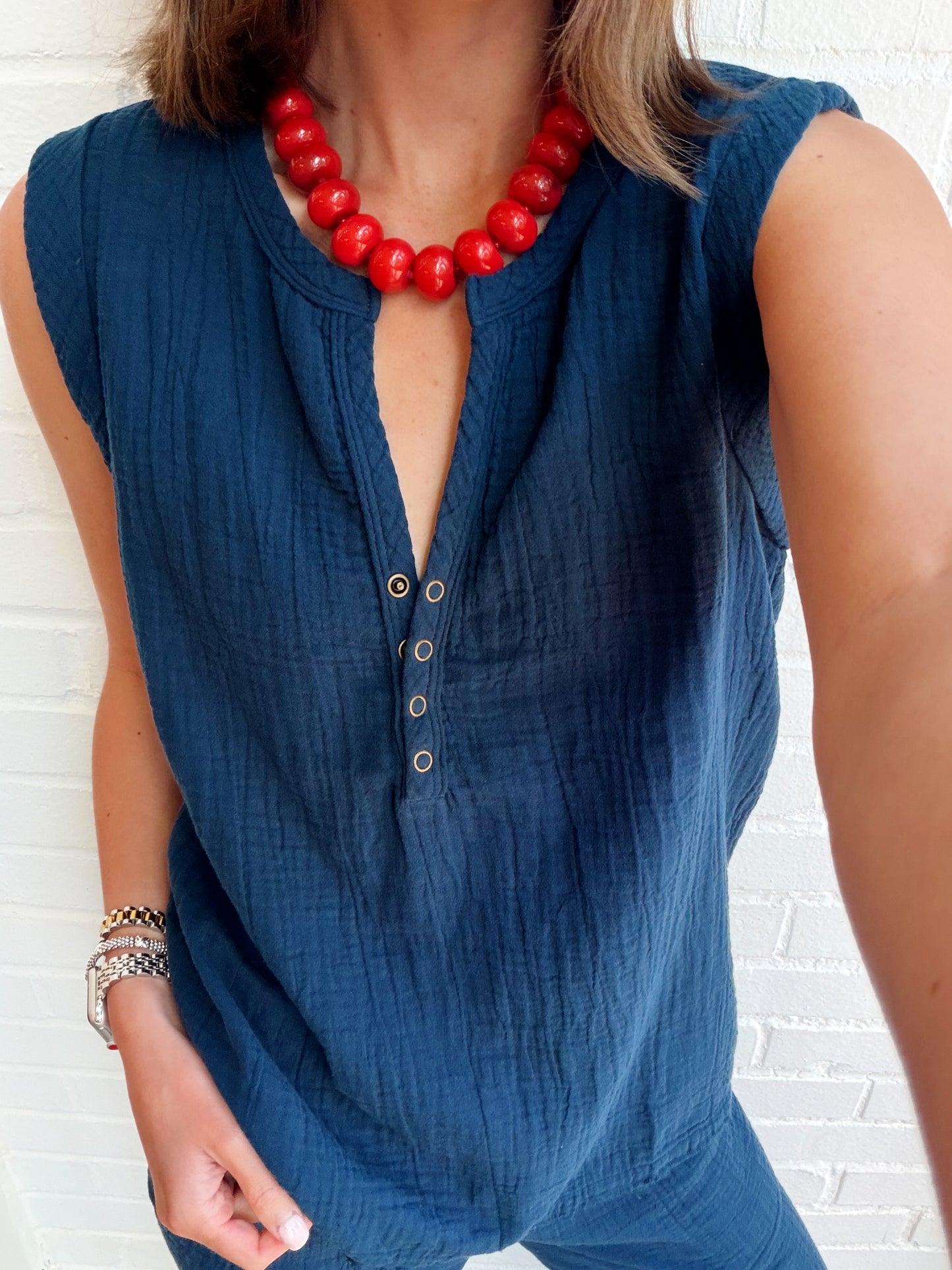 HENLEY SLEEVELESS TOP