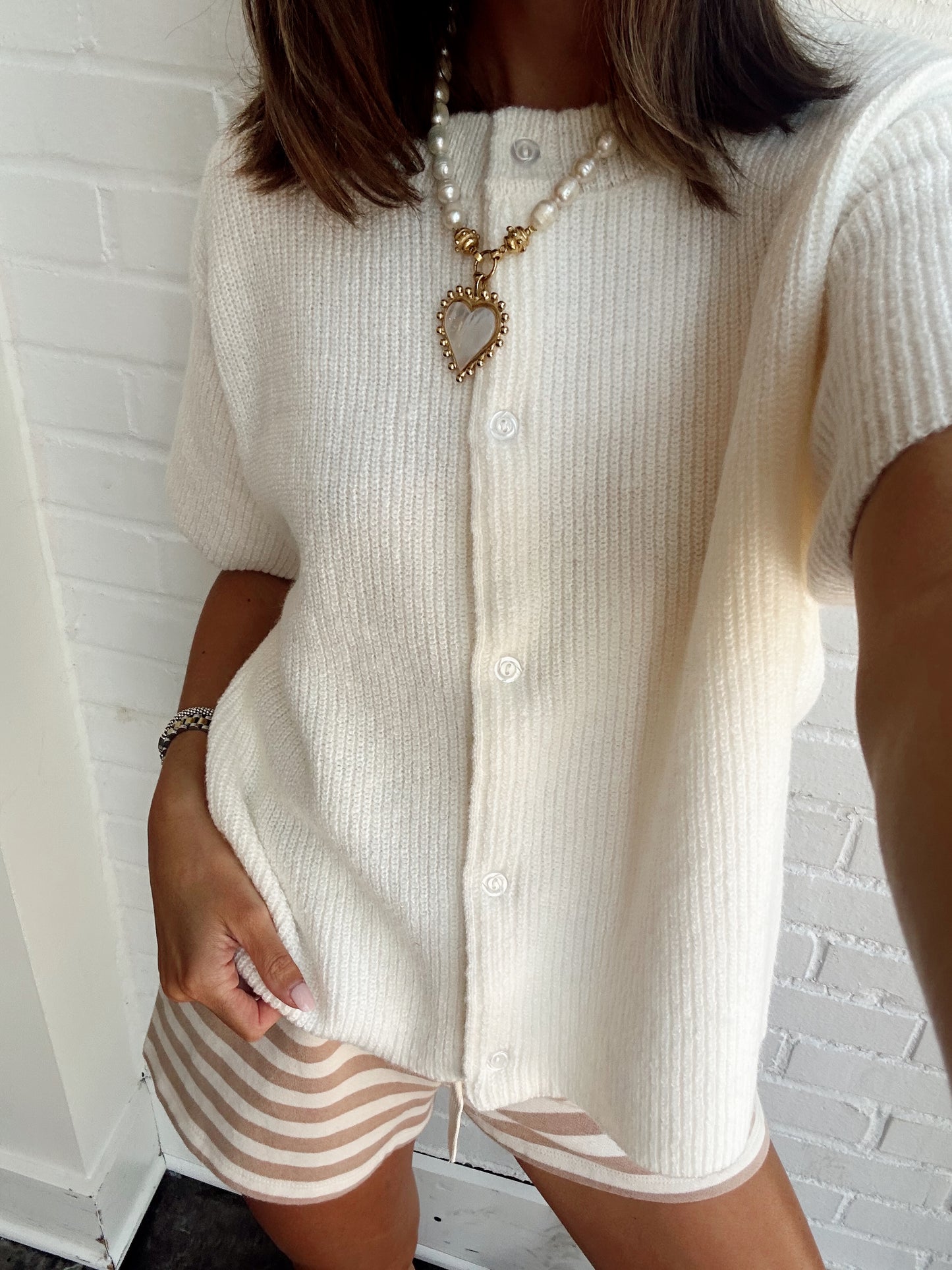 ROUND NECK SWEATER CARDIGAN