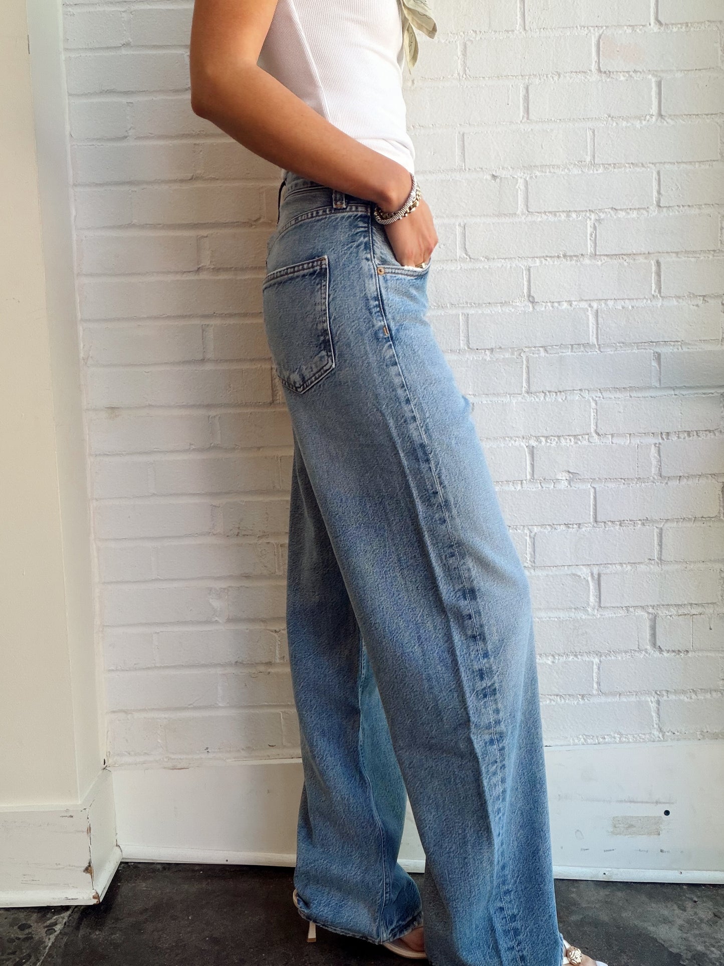 LOW CURVE JEAN- RESET