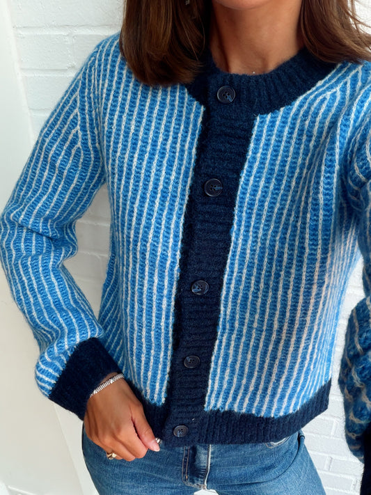 MUSE FITTED CARDIGAN