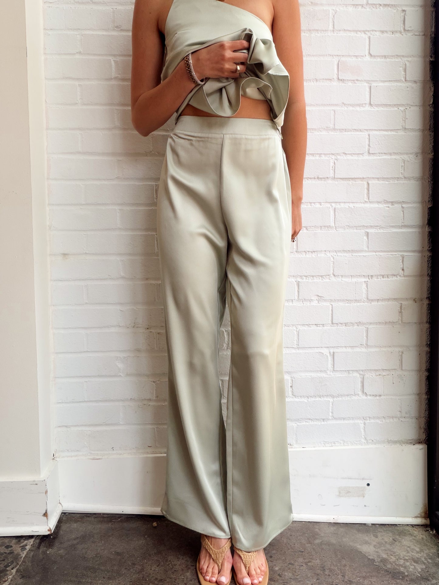 SATIN PANTS W/ ELASTIC WAISTBAND