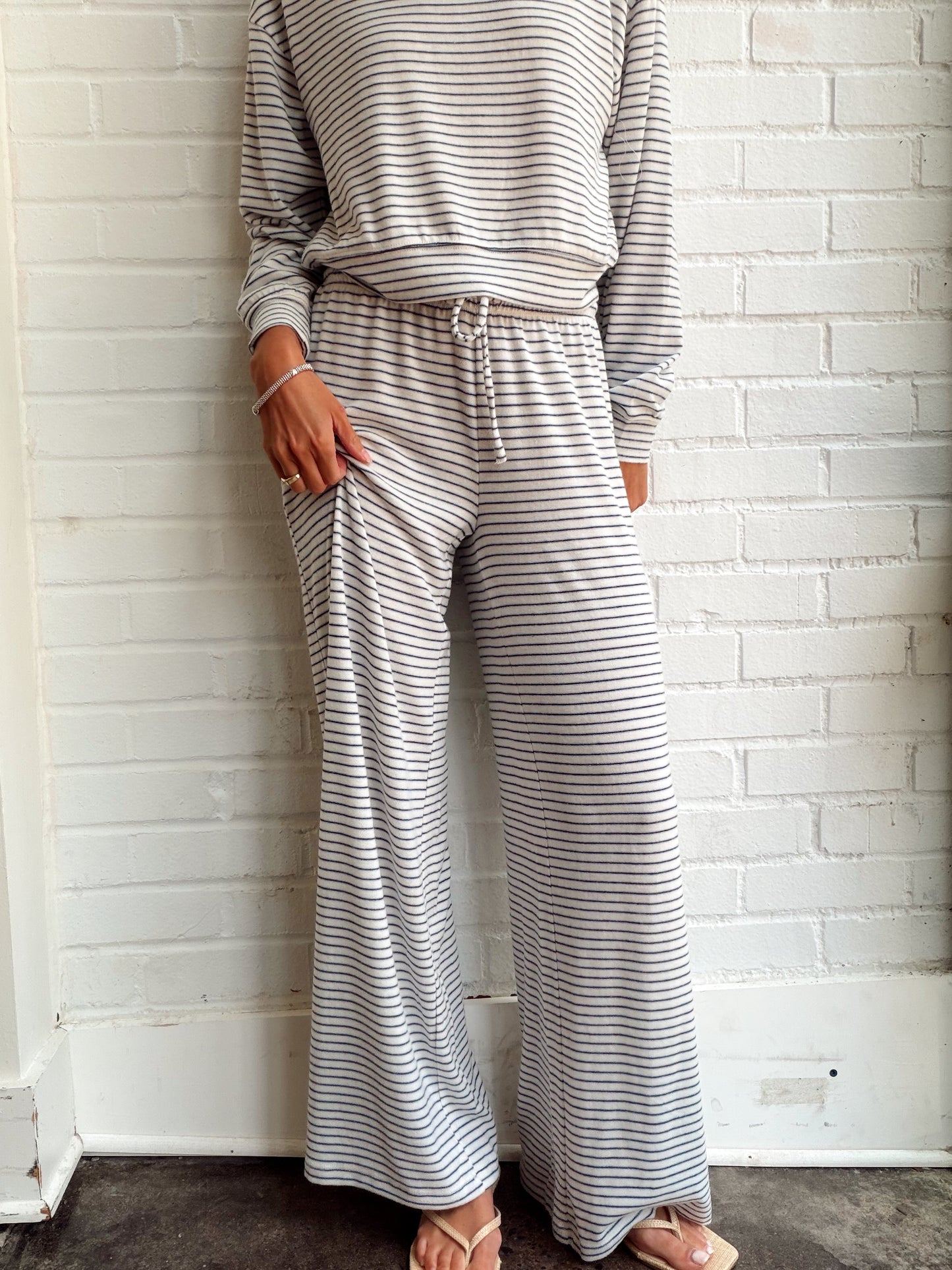 CLASSIC STRIPE PANT