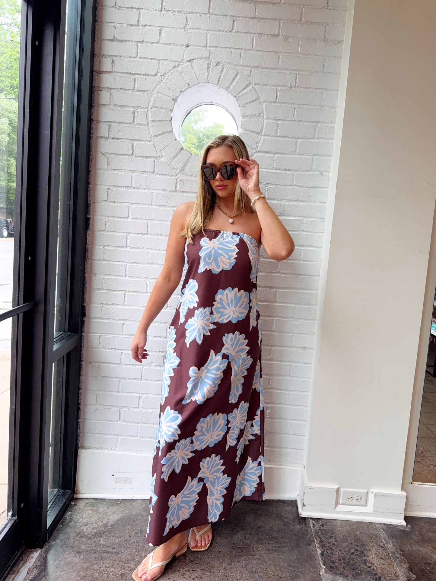 FLORAL PRINT STRAPLESS MAXI DRESS