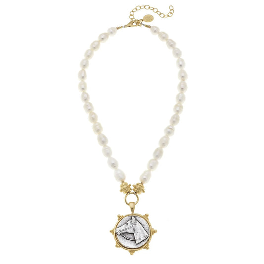 HORSE HEAD PENDANT PEARL NECKLACE