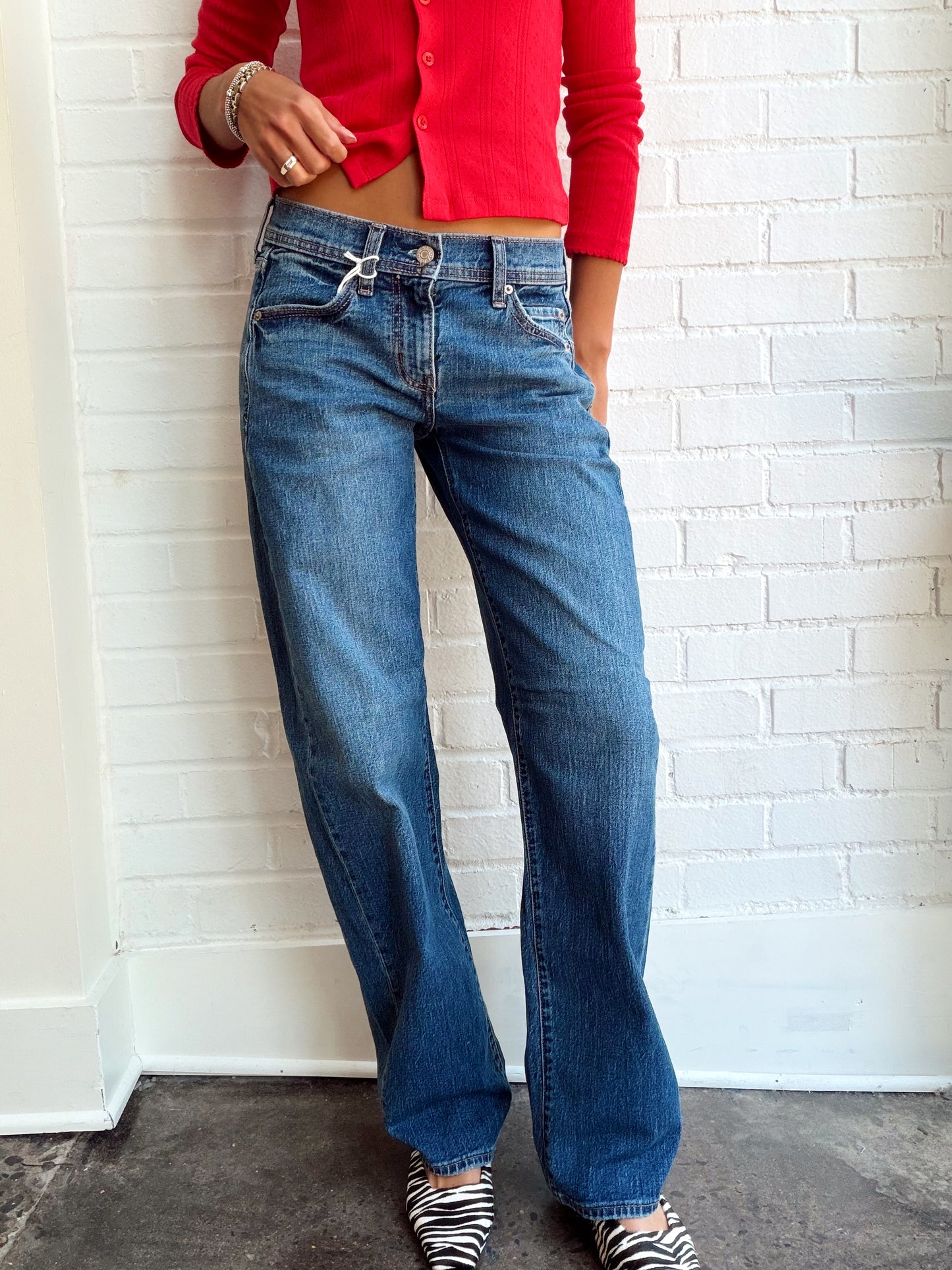 REPLAY LOW RISE V-WAIST SOFT BARREL