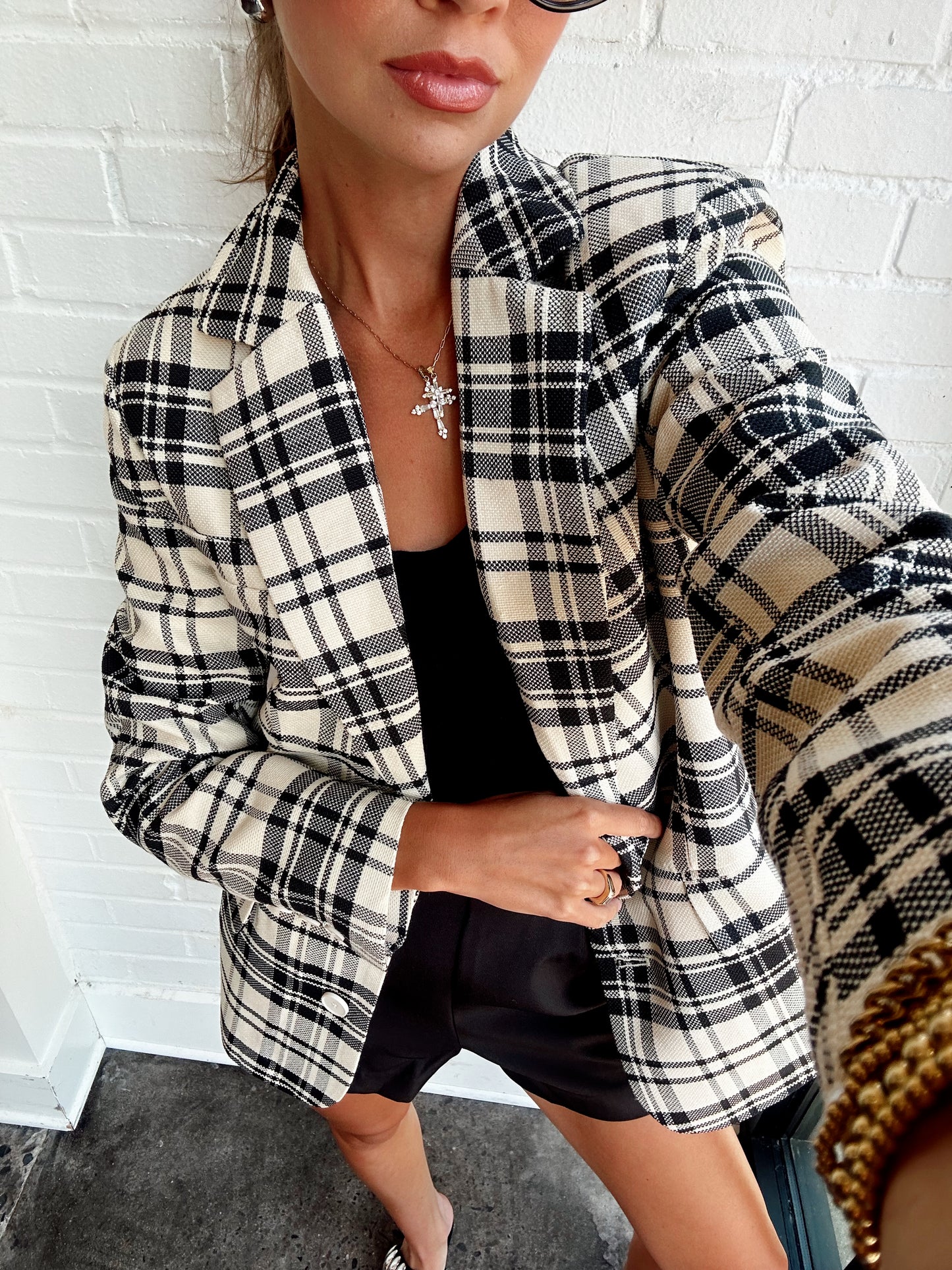 STATEMENT PLAID BLAZER