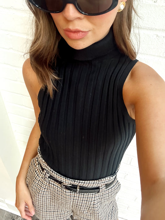 TURTLENECK TANK SWEATER