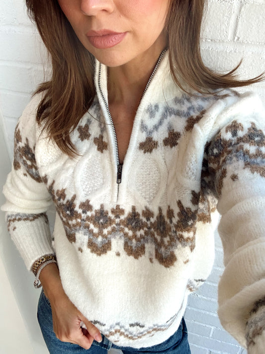 AVIENDA RAGLAN SLEEVE PULL-OVER