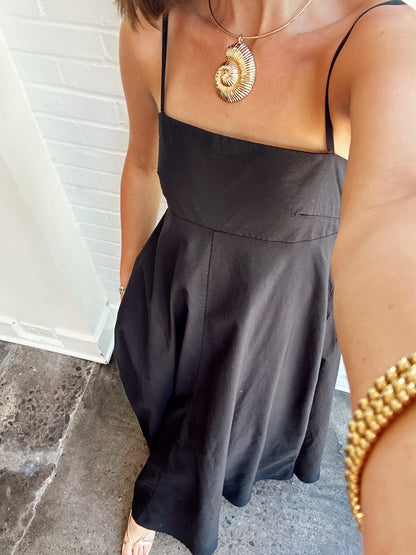 RAVEENA DRESS