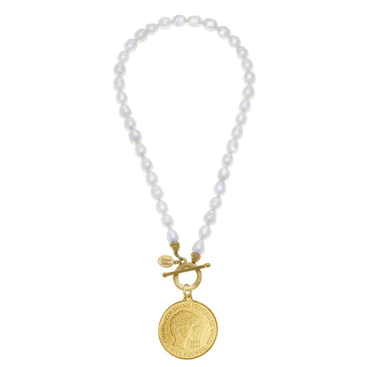 DIANA PEARL TOGGLE NECKLACE